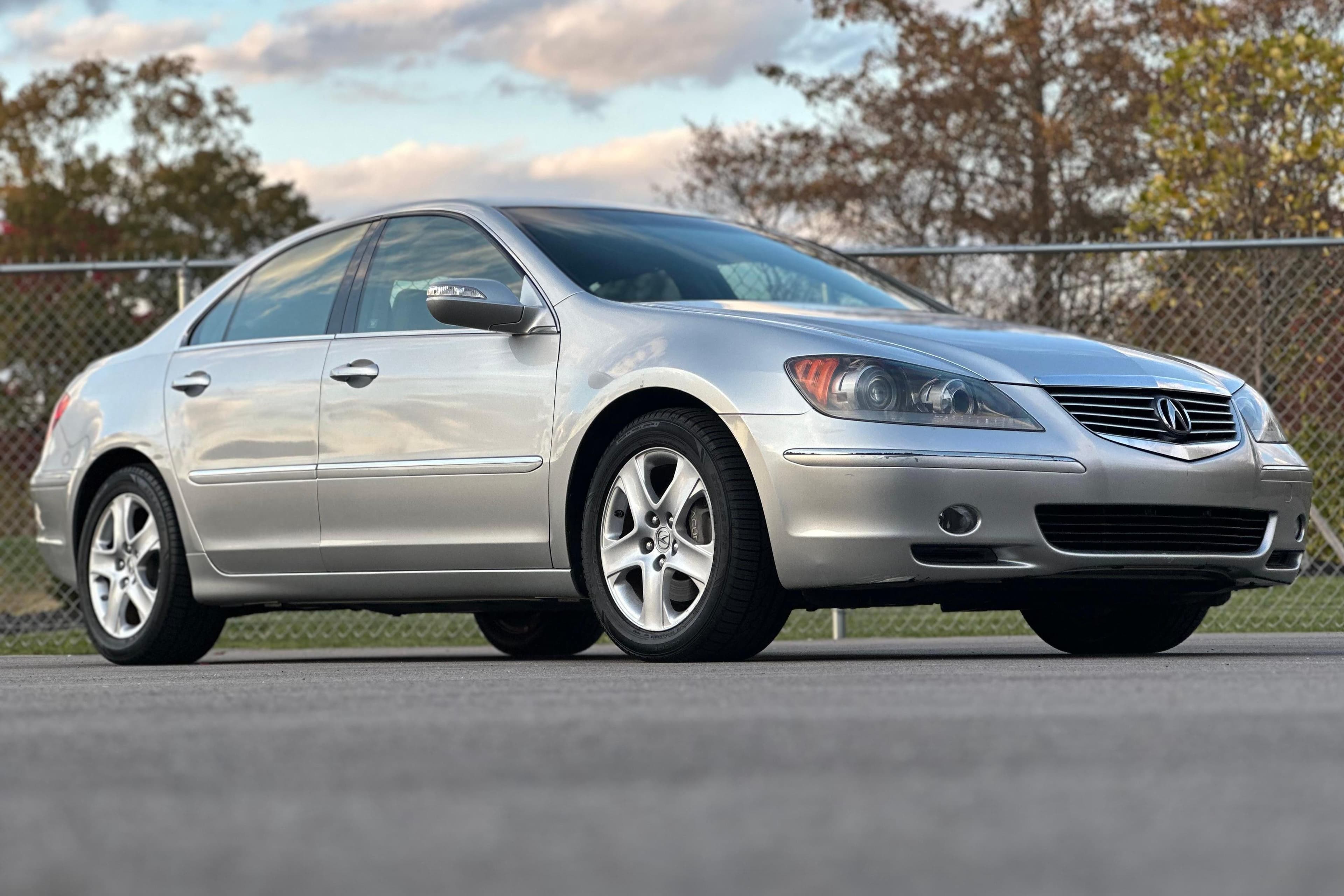 2005 Acura RL sold for $12,800
