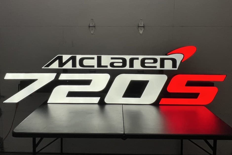 0 McLaren Super Series sold for $2,200