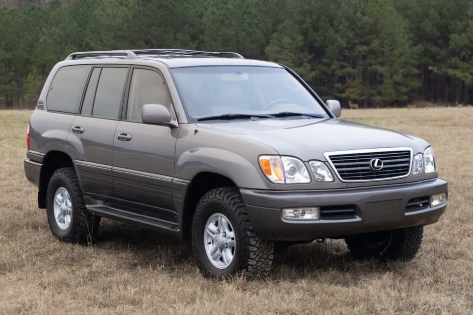 1999 Lexus LX470 sold for $50,500