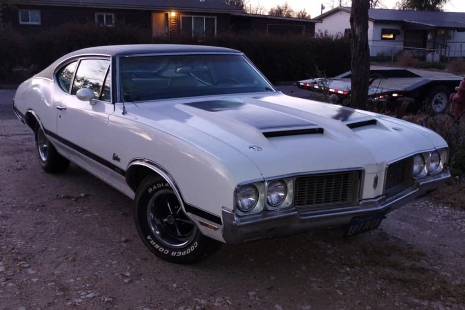 1970 Oldsmobile Cutlass sold for $18,000