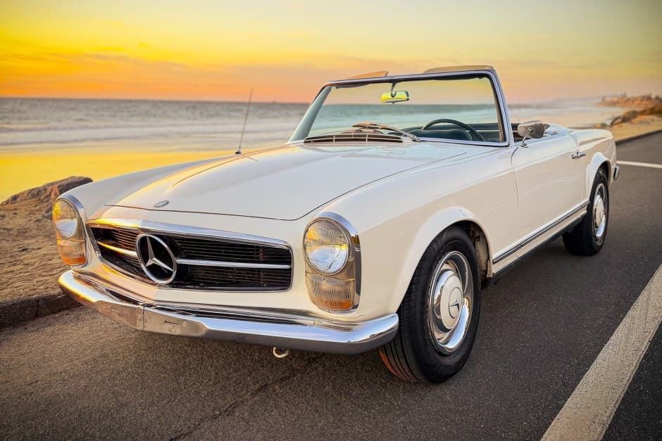 1967 Mercedes-Benz W113 SL sold for $74,000