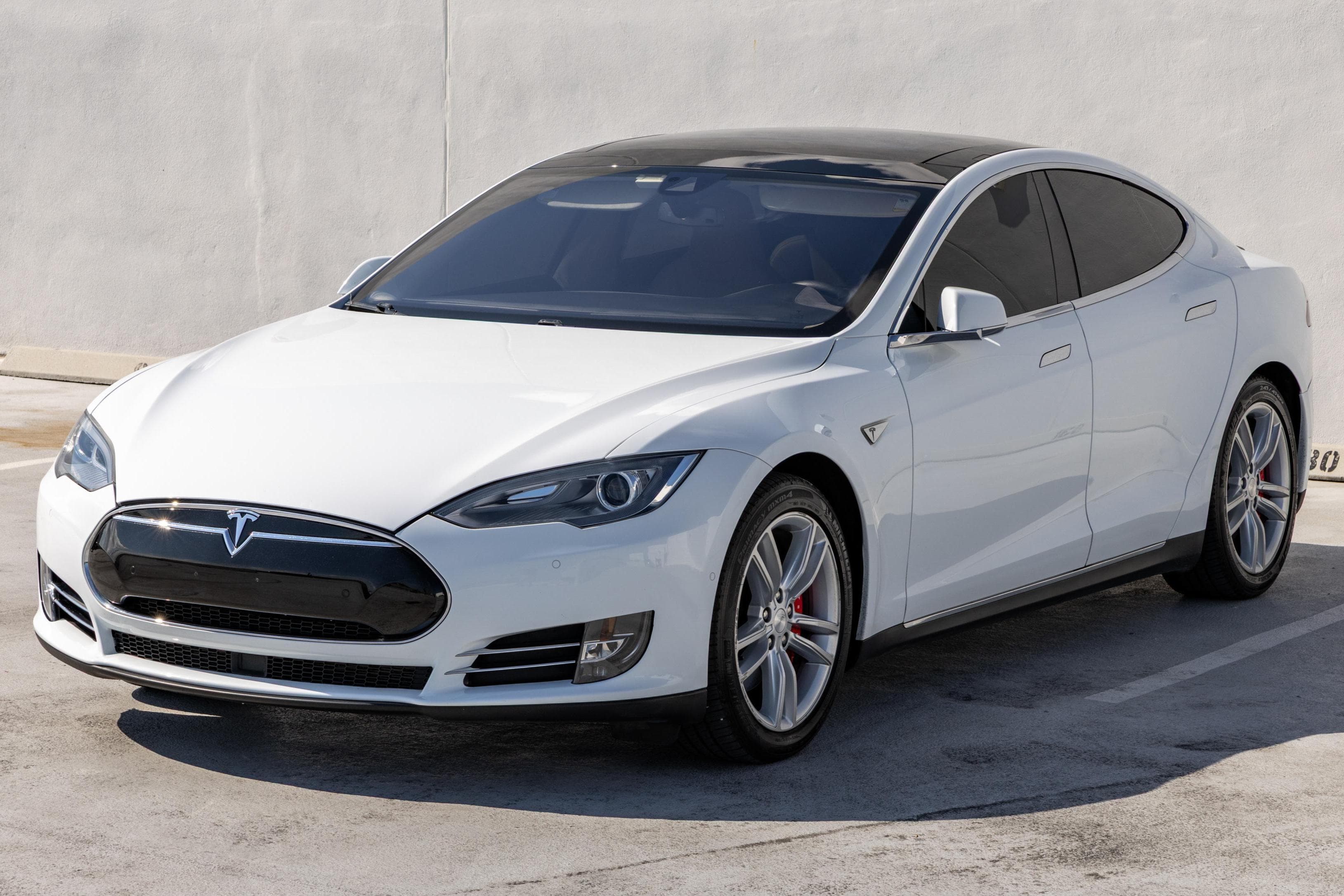 2015 Tesla Model S sold for $20,000