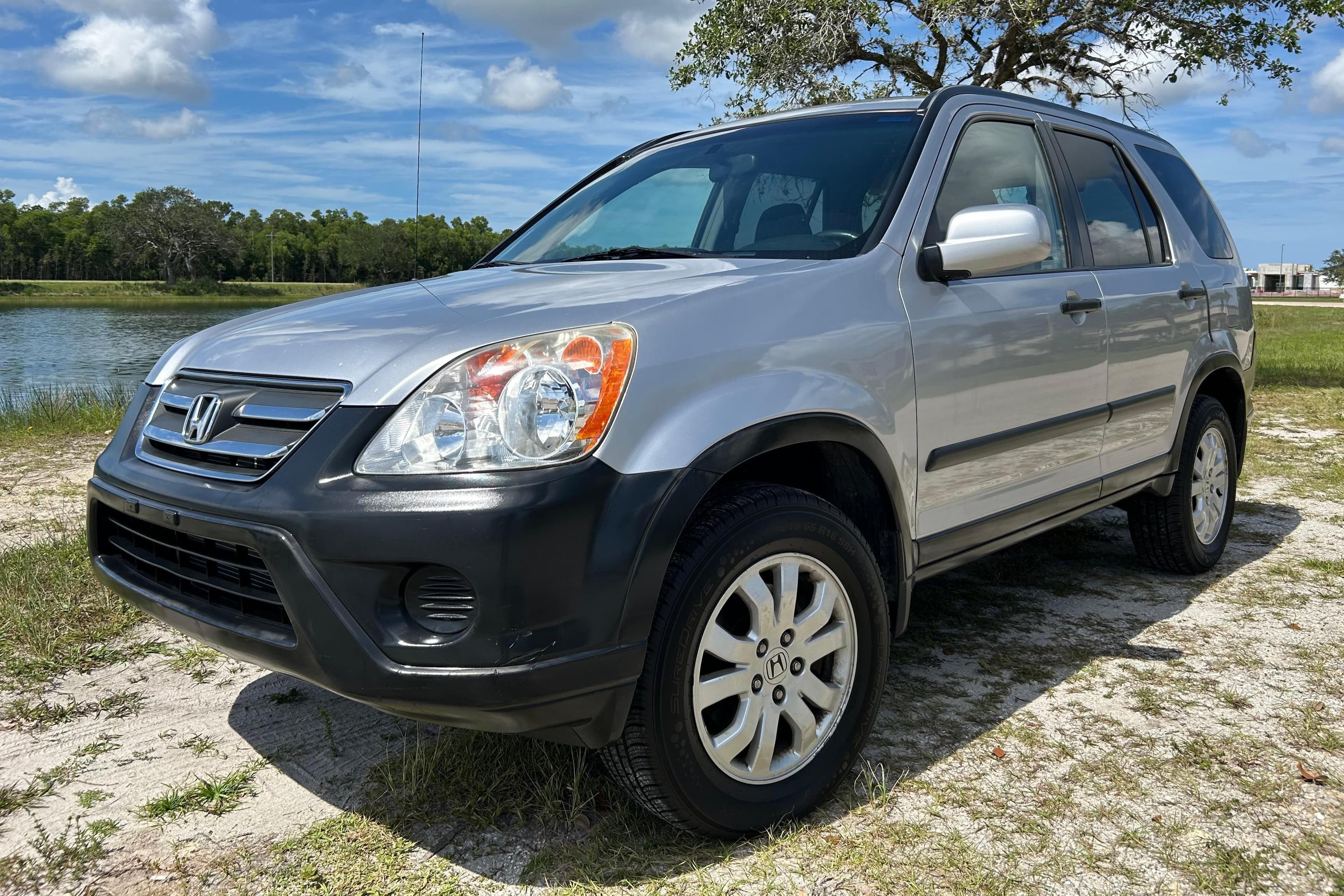 2005 Honda CR-V sold for $11,500