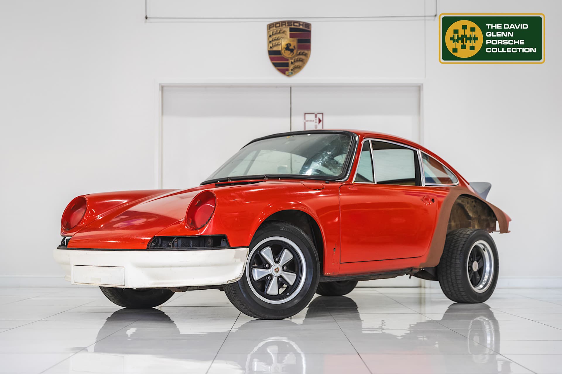 1973 Porsche 911 sold for $23,777