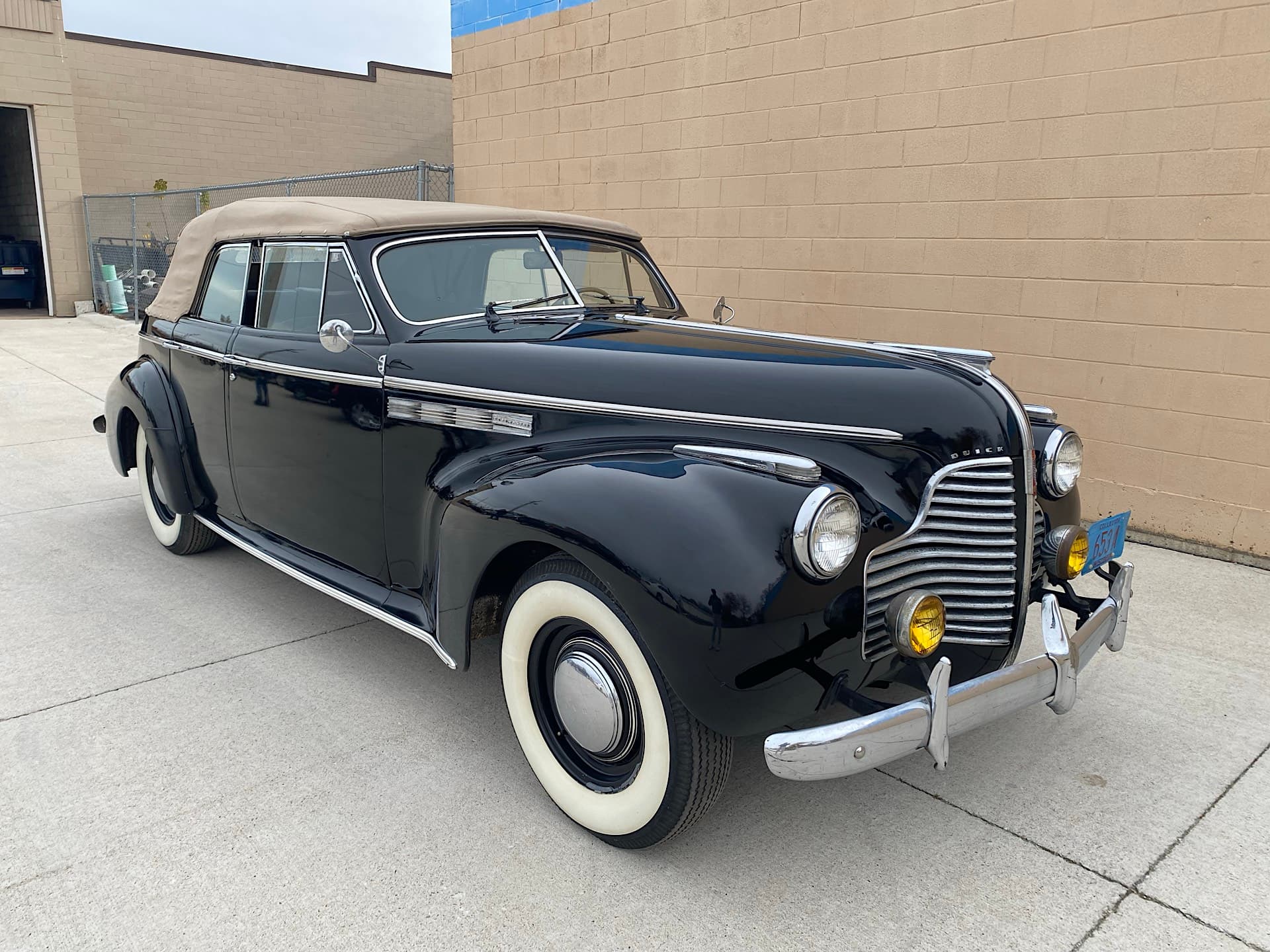 1940 Buick Roadmaster sold for $0
