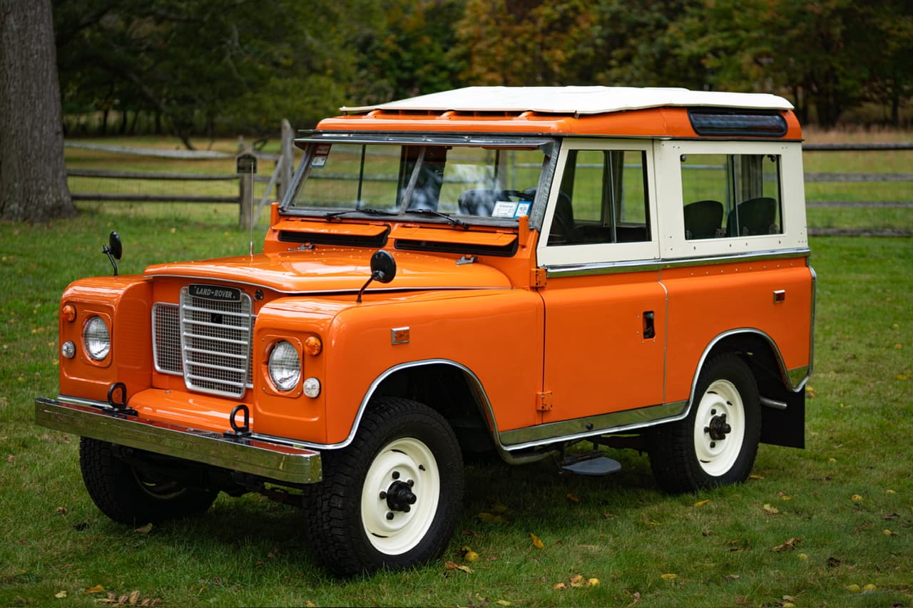 1973 Land Rover 88 Series III sold for $22,000