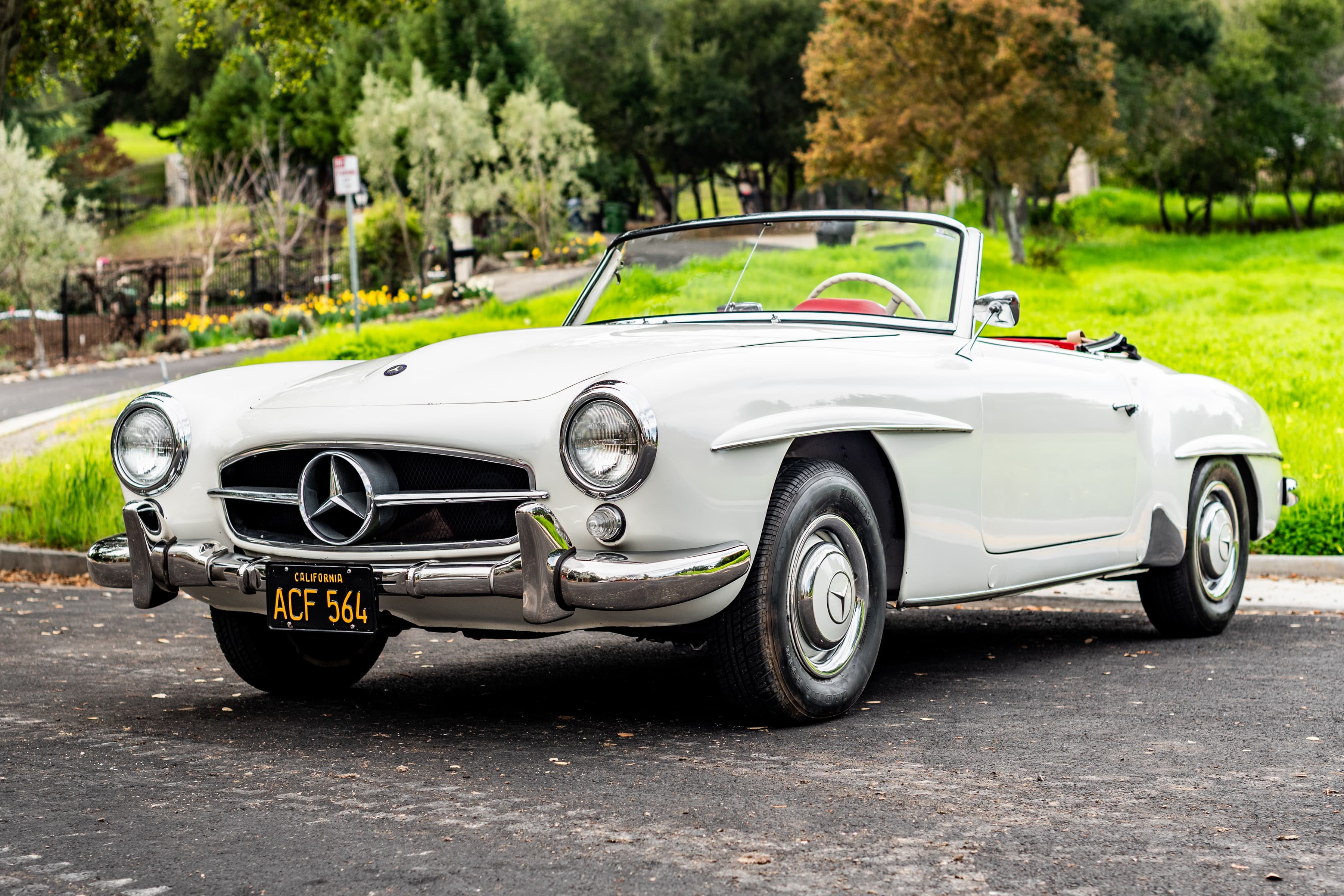 1961 Mercedes-Benz 190SL sold for $0