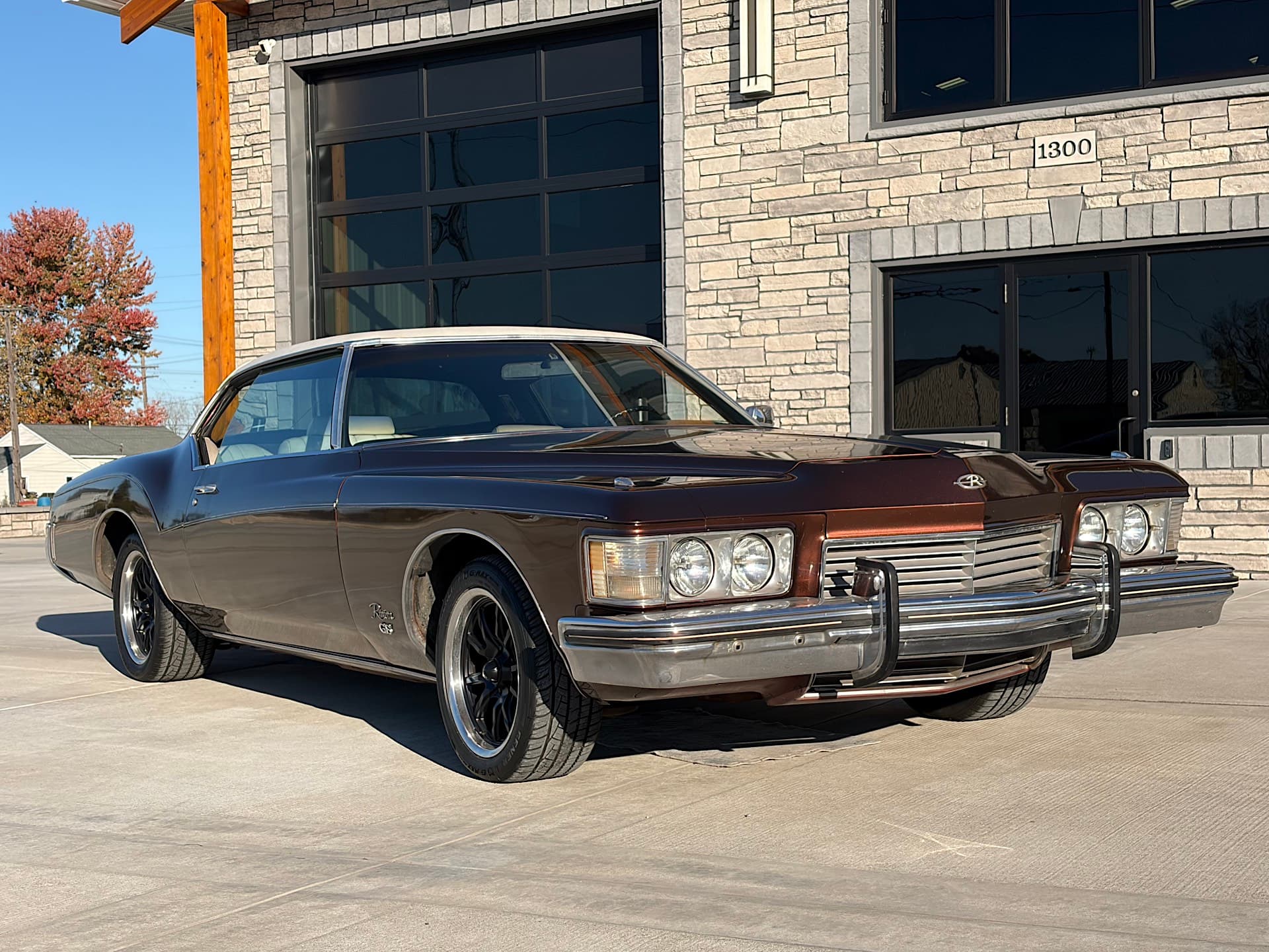 1973 Buick Riviera sold for $9,500