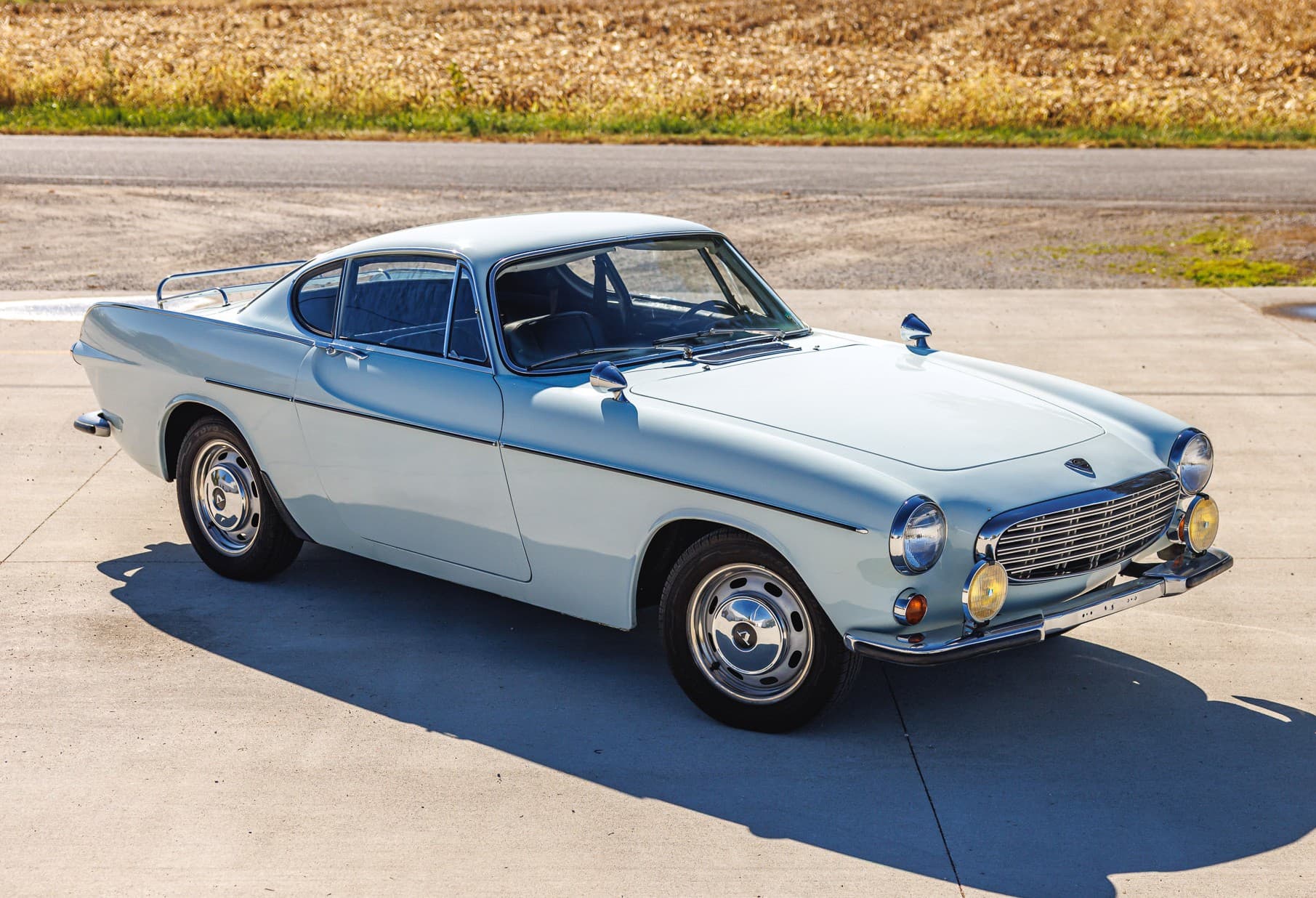 1968 Volvo 1800S sold for $29,500