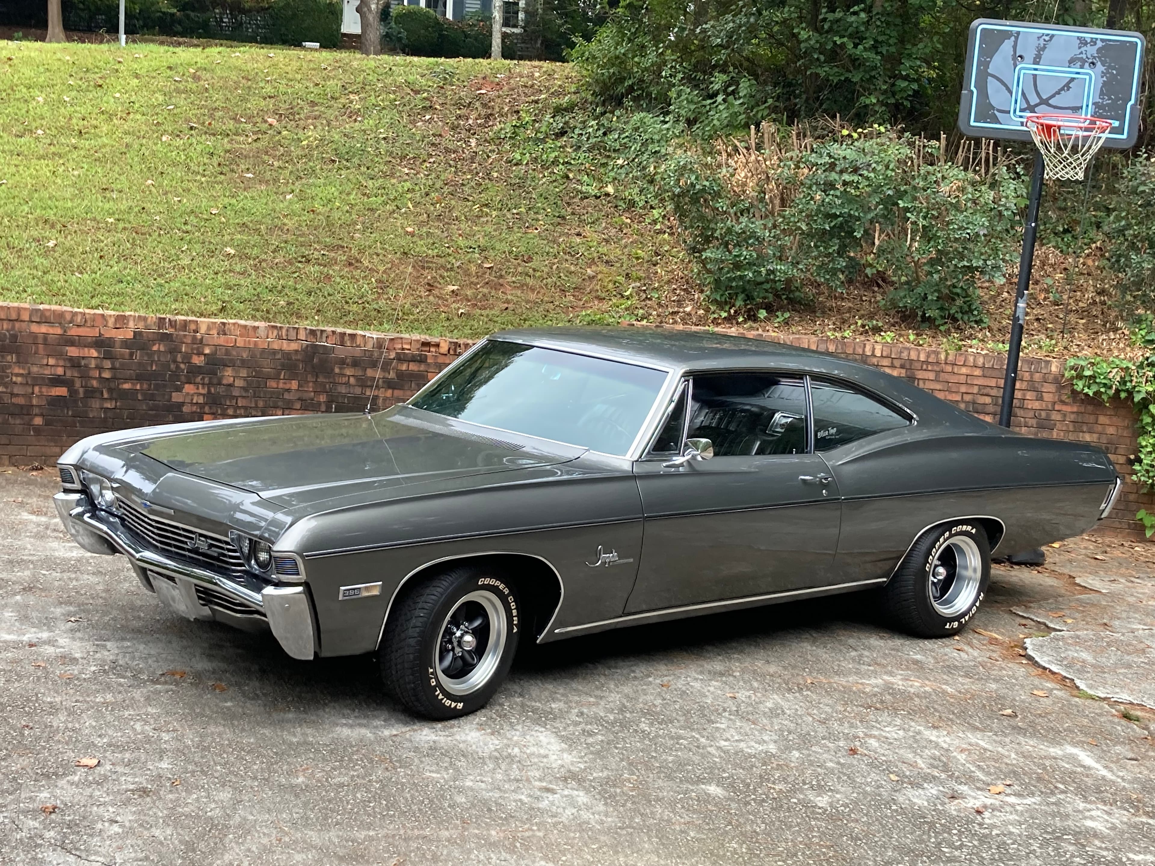 1968 Chevrolet Impala sold for $27,500
