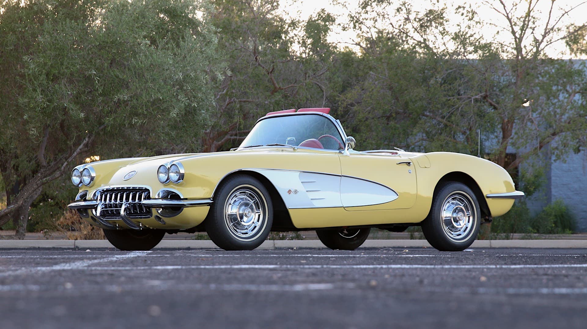 1960 Chevrolet Corvette sold for $61,500