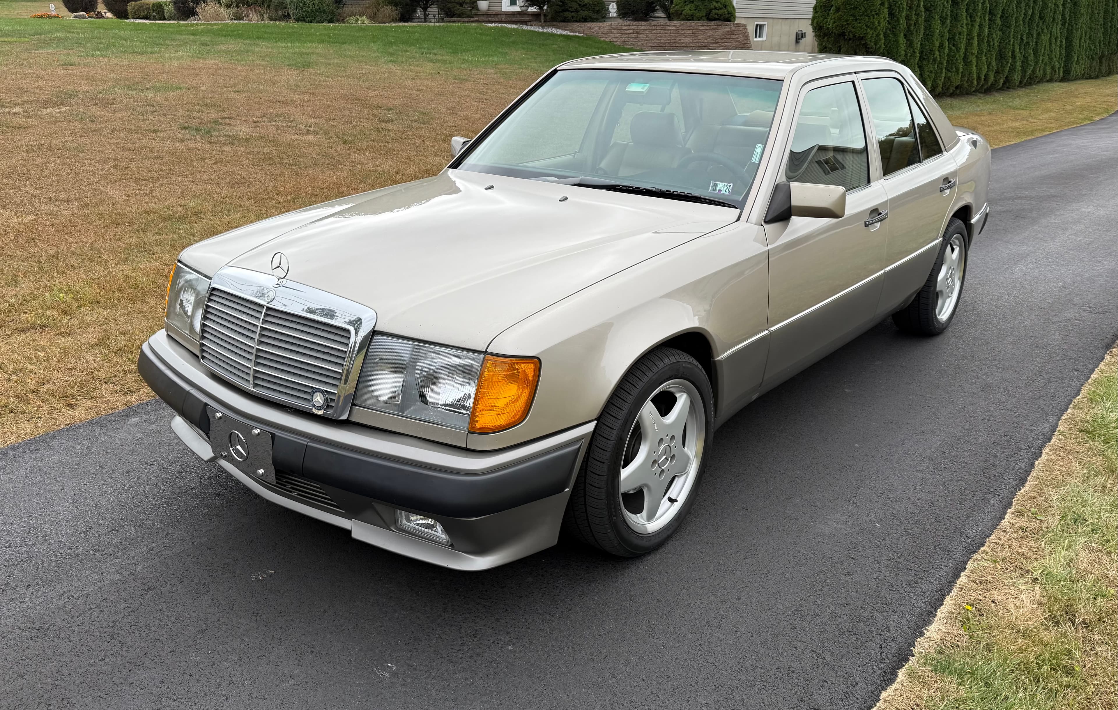1991 Mercedes-Benz 300D sold for $4,250