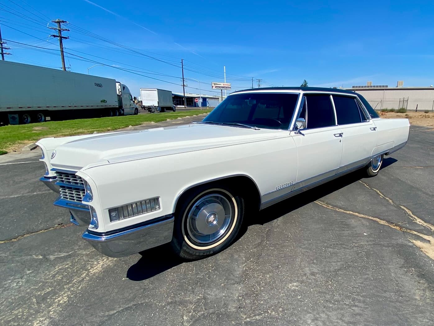 1966 Cadillac Fleetwood sold for $0