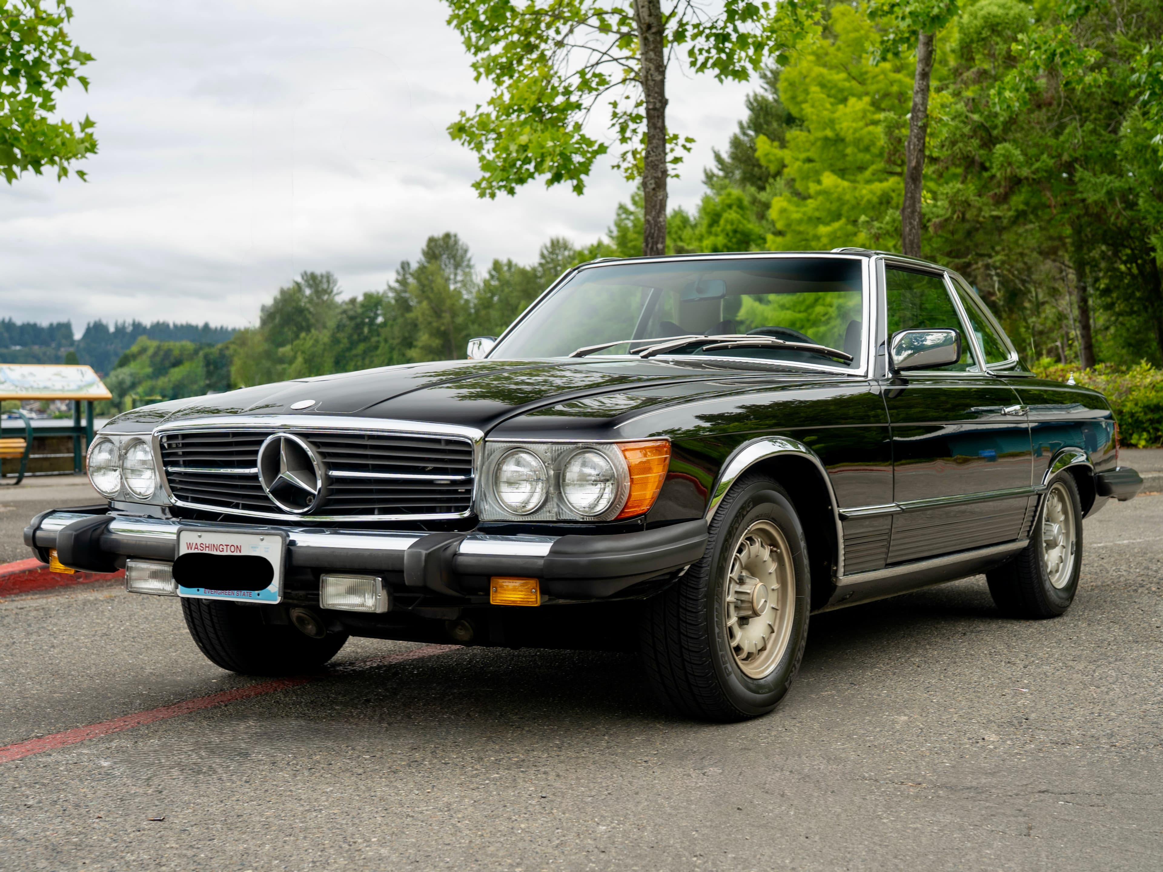 1978 Mercedes-Benz 450SL sold for $18,250