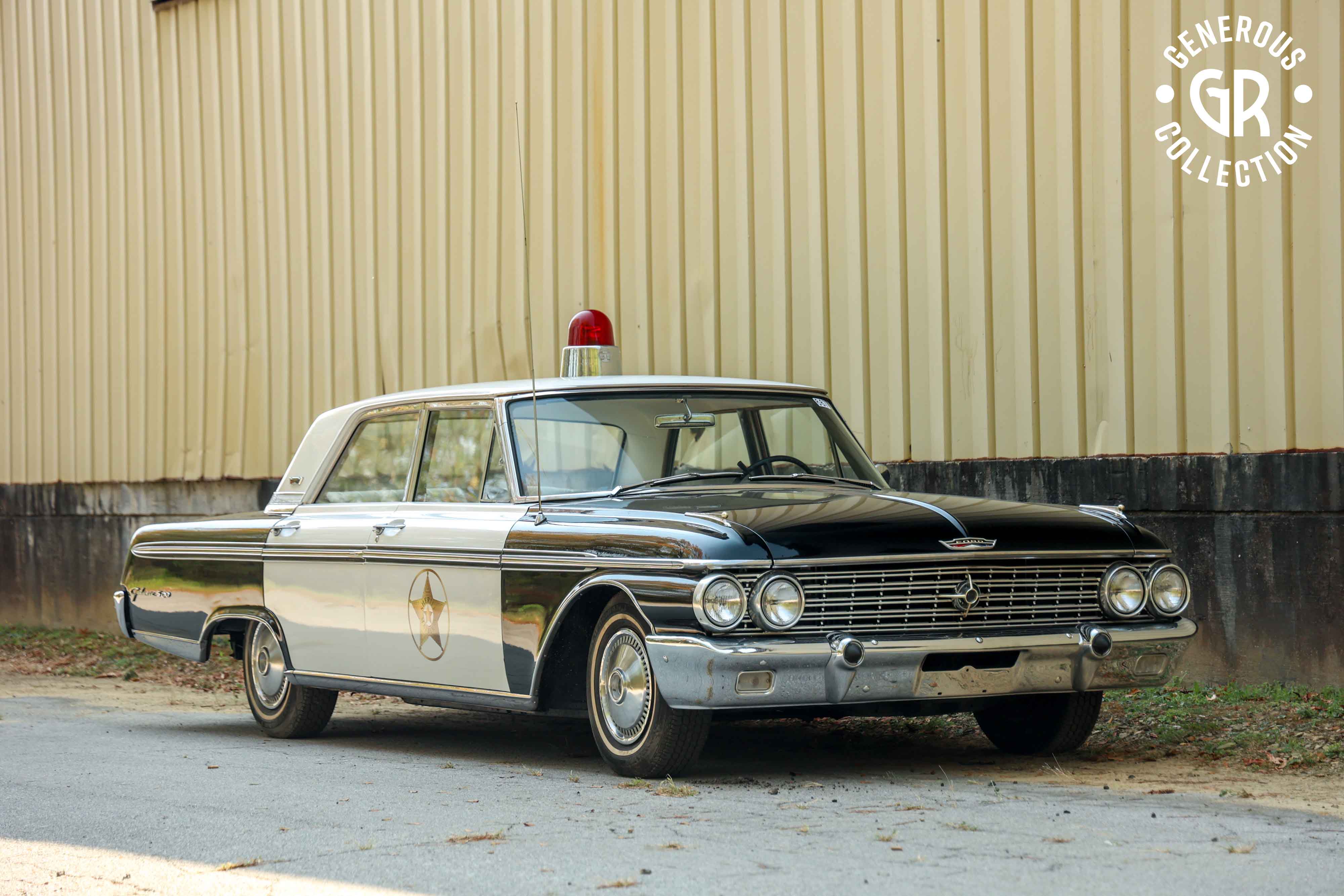 1962 Ford Galaxie sold for $13,000