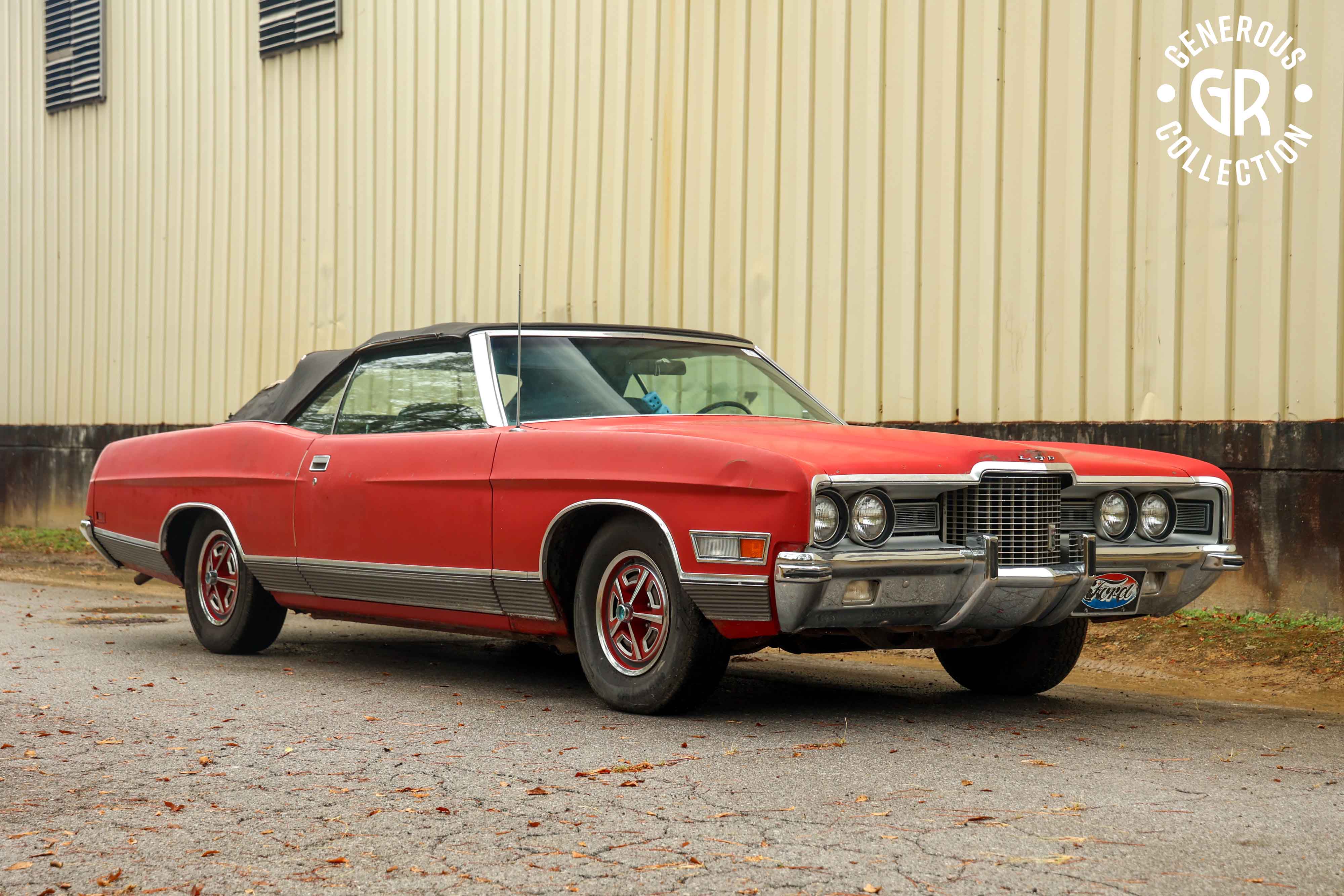 1971 Ford LTD sold for $10,250