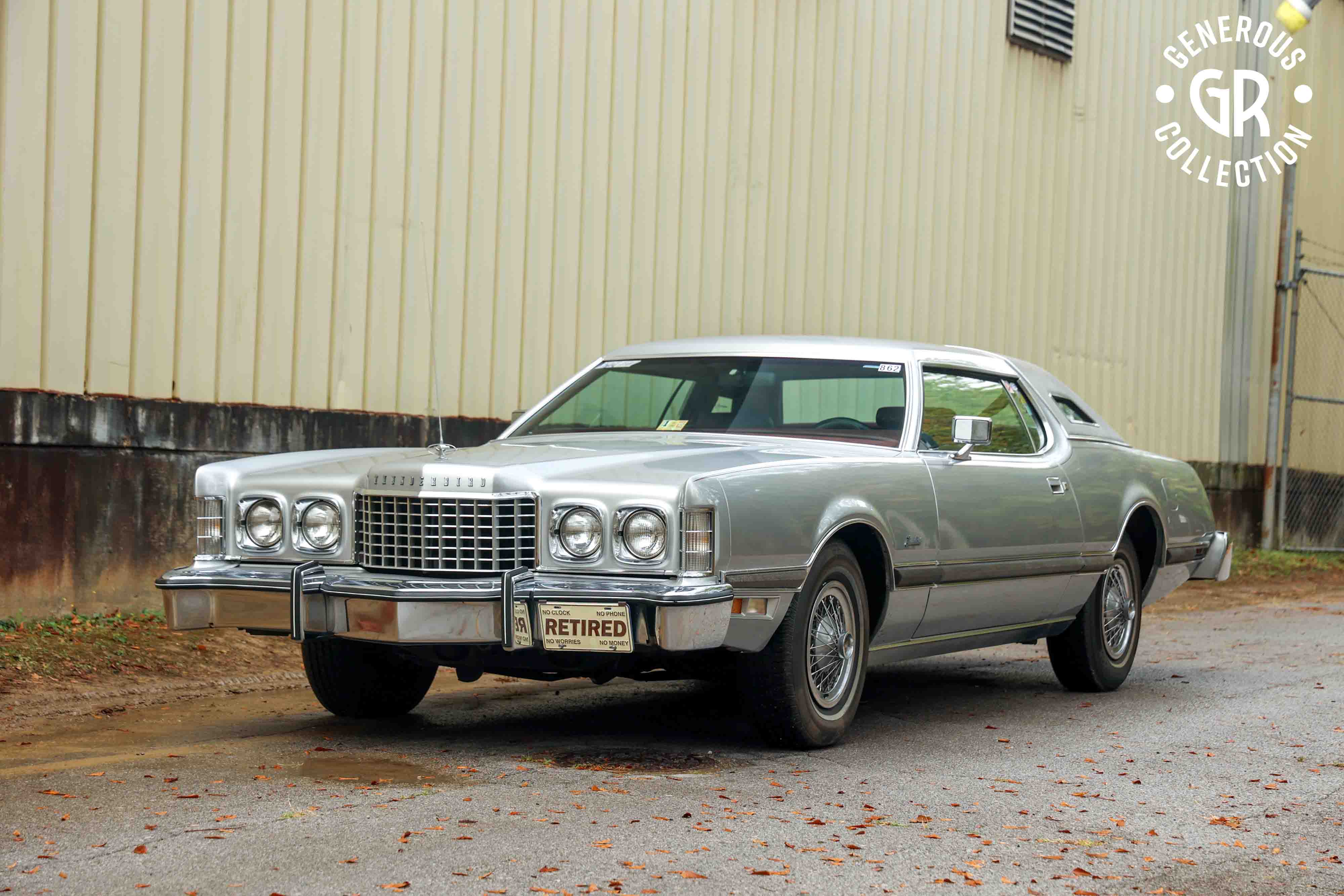 1976 Ford Thunderbird sold for $8,250
