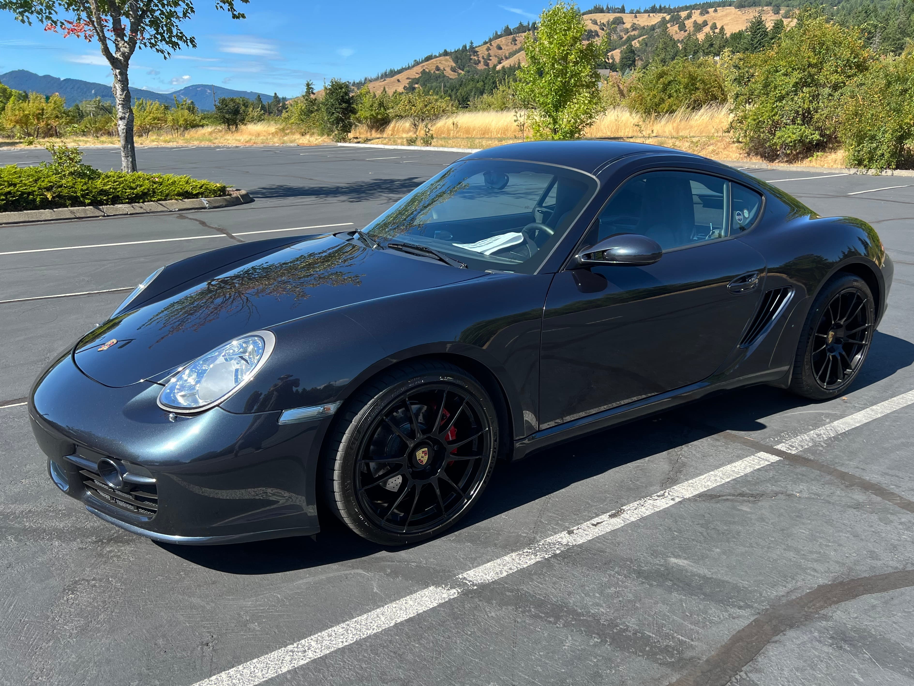 2006 Porsche Cayman sold for $28,000
