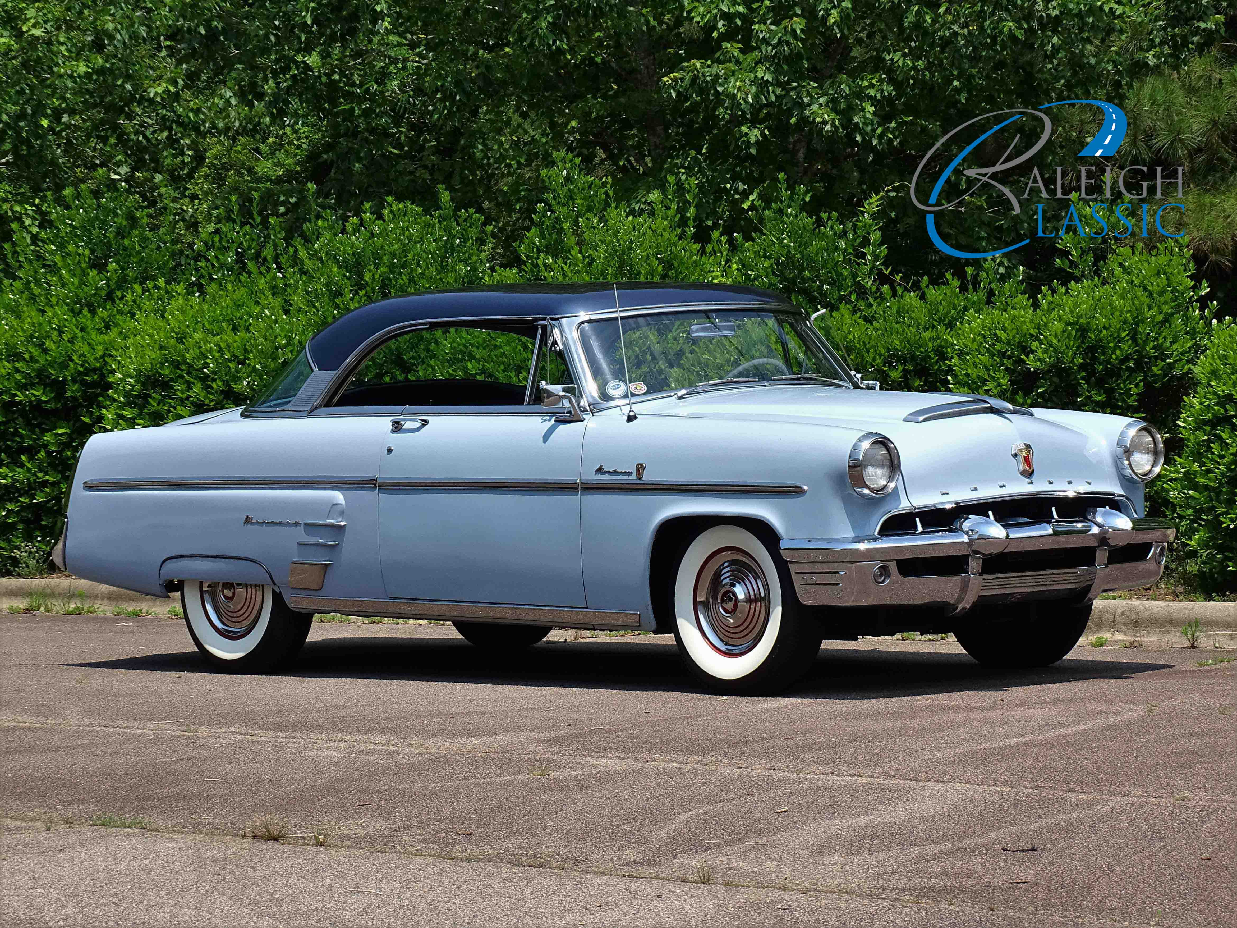 1953 Mercury Monterey sold for $12,500