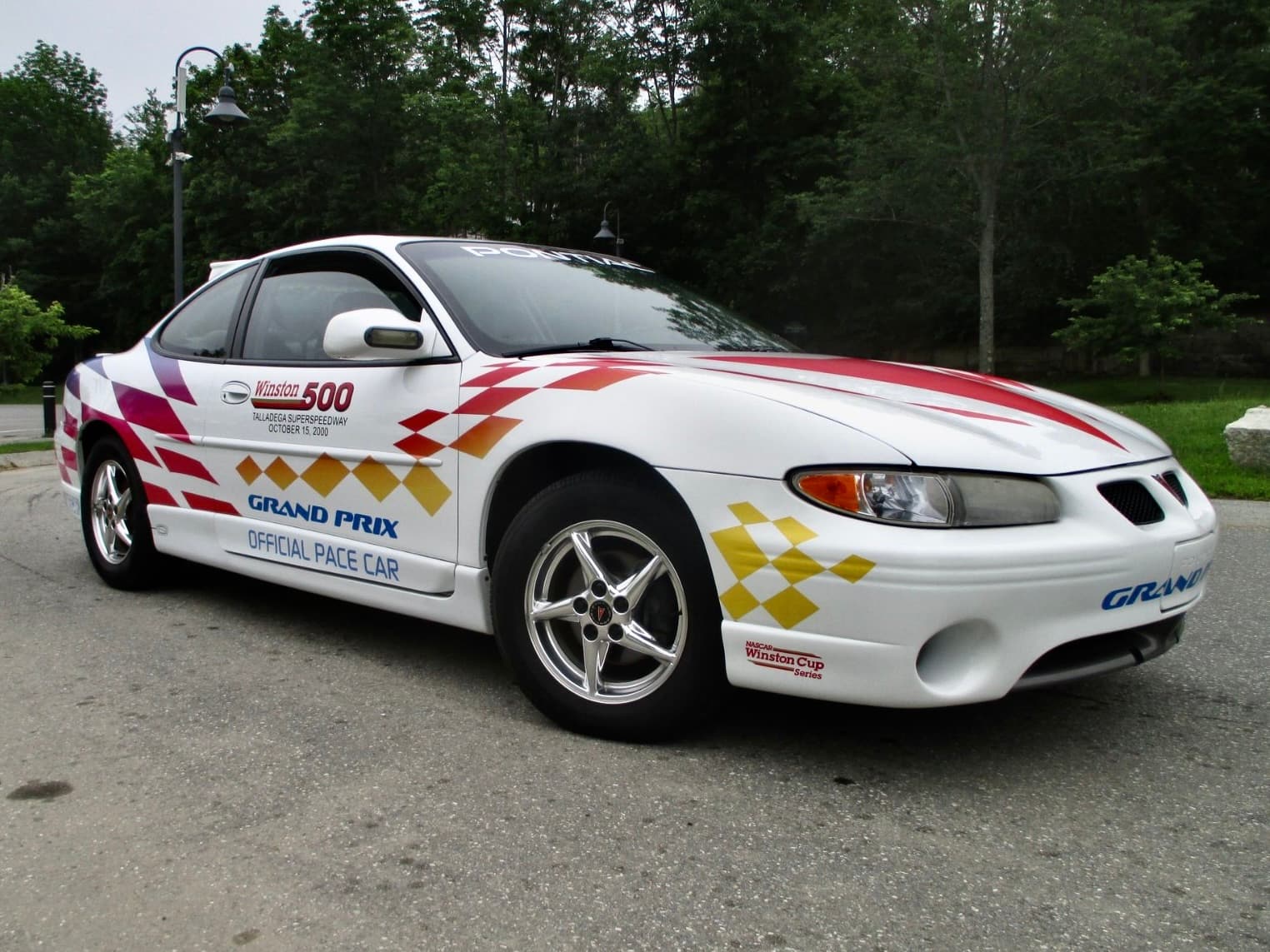 2000 Pontiac Grand Prix sold for $8,750
