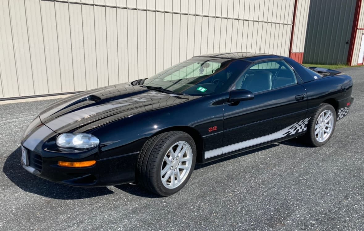 2002 Chevrolet Camaro sold for $0