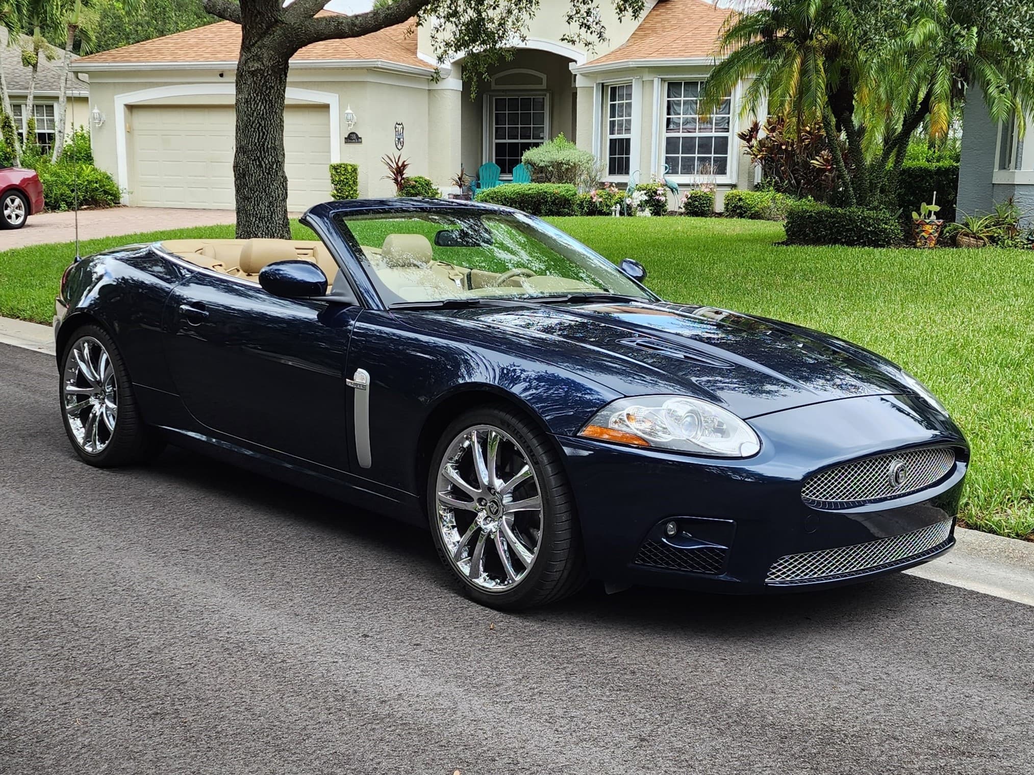 2007 Jaguar XKR sold for $30,500