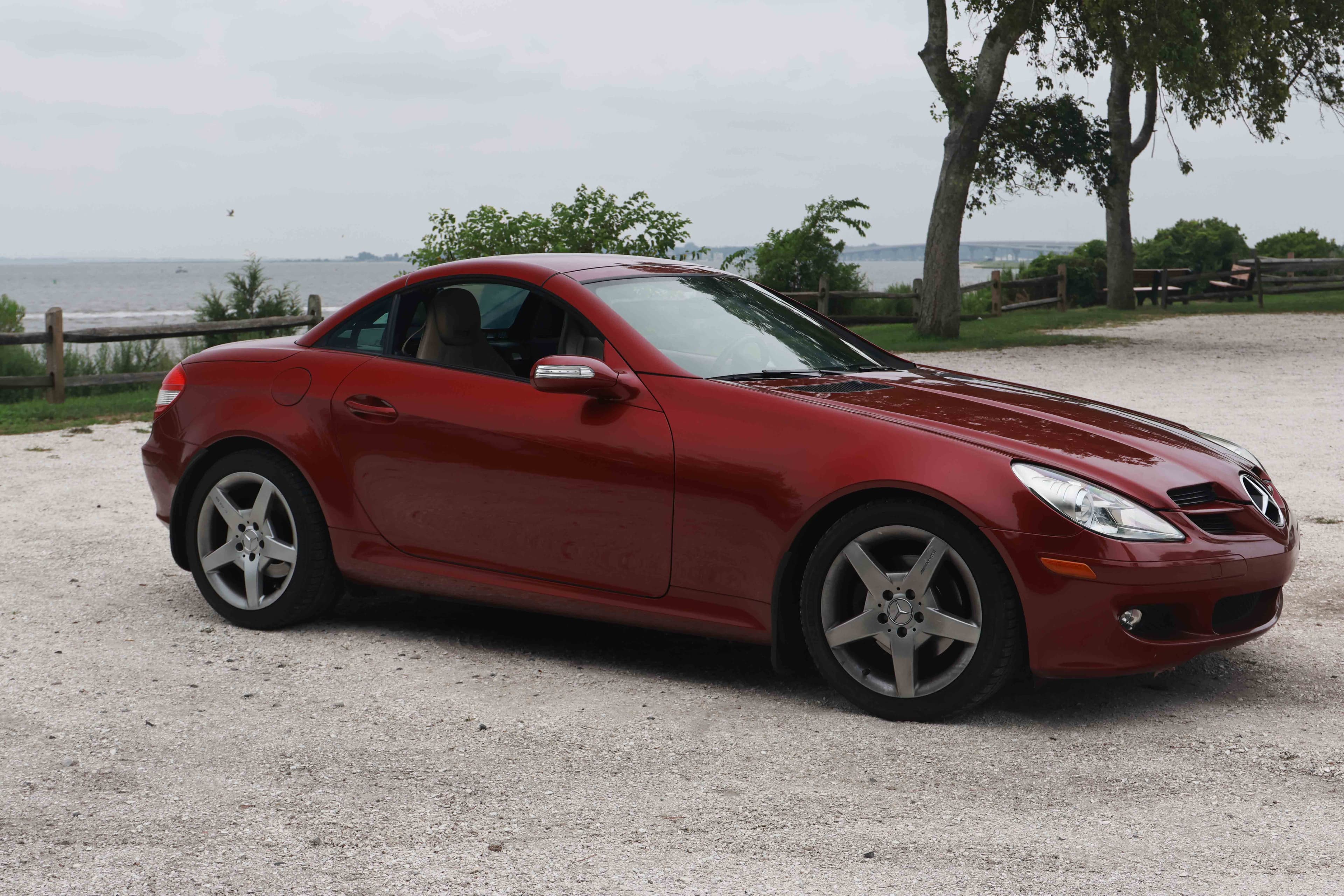 2006 Mercedes-Benz SLK 280 sold for $9,900