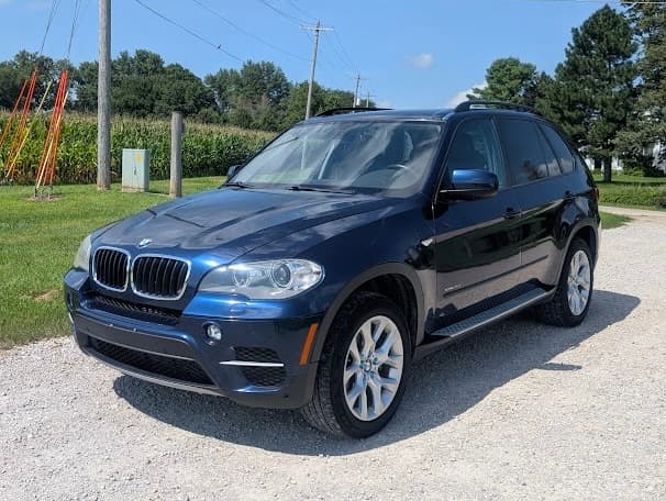 2012 BMW X5 sold for $1,300