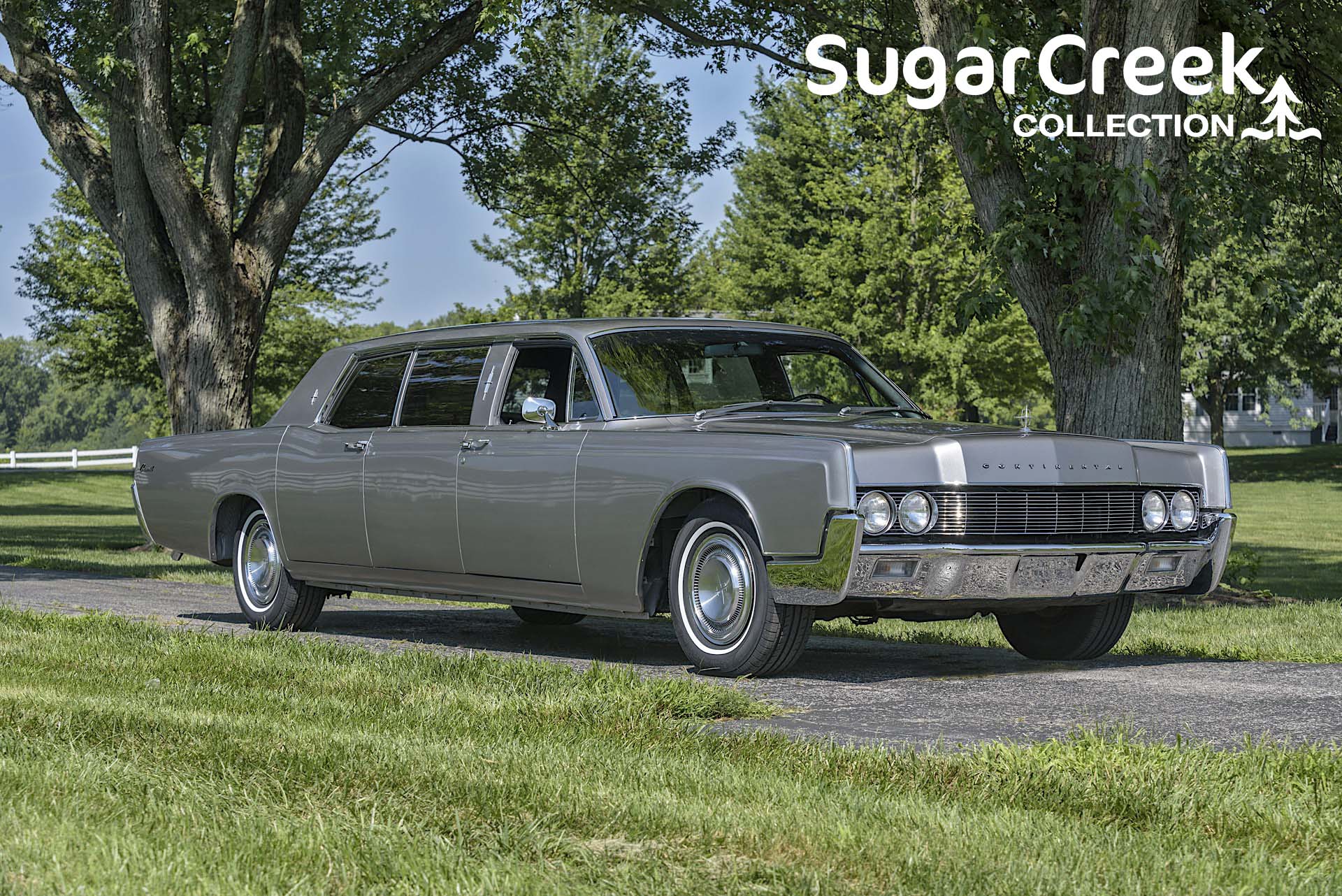 1967 Lincoln Continental sold for $13,001