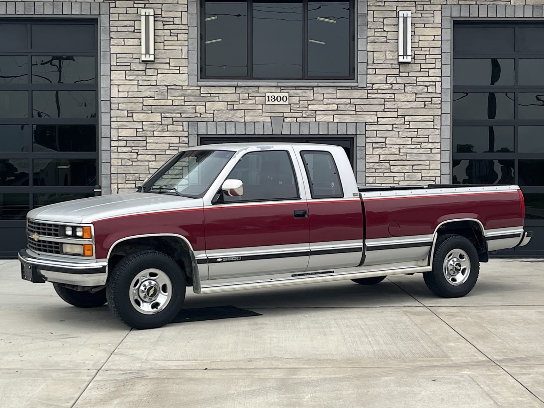 1989 Chevrolet C3500 Silverado Extended Cab Long Box Pickup sold for $8,750
