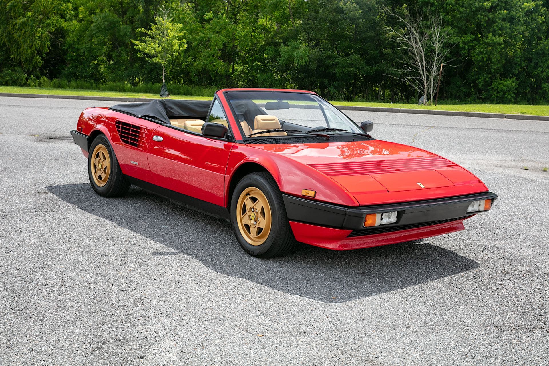 1983 Ferrari Mondial Cabriolet sold for $35,000