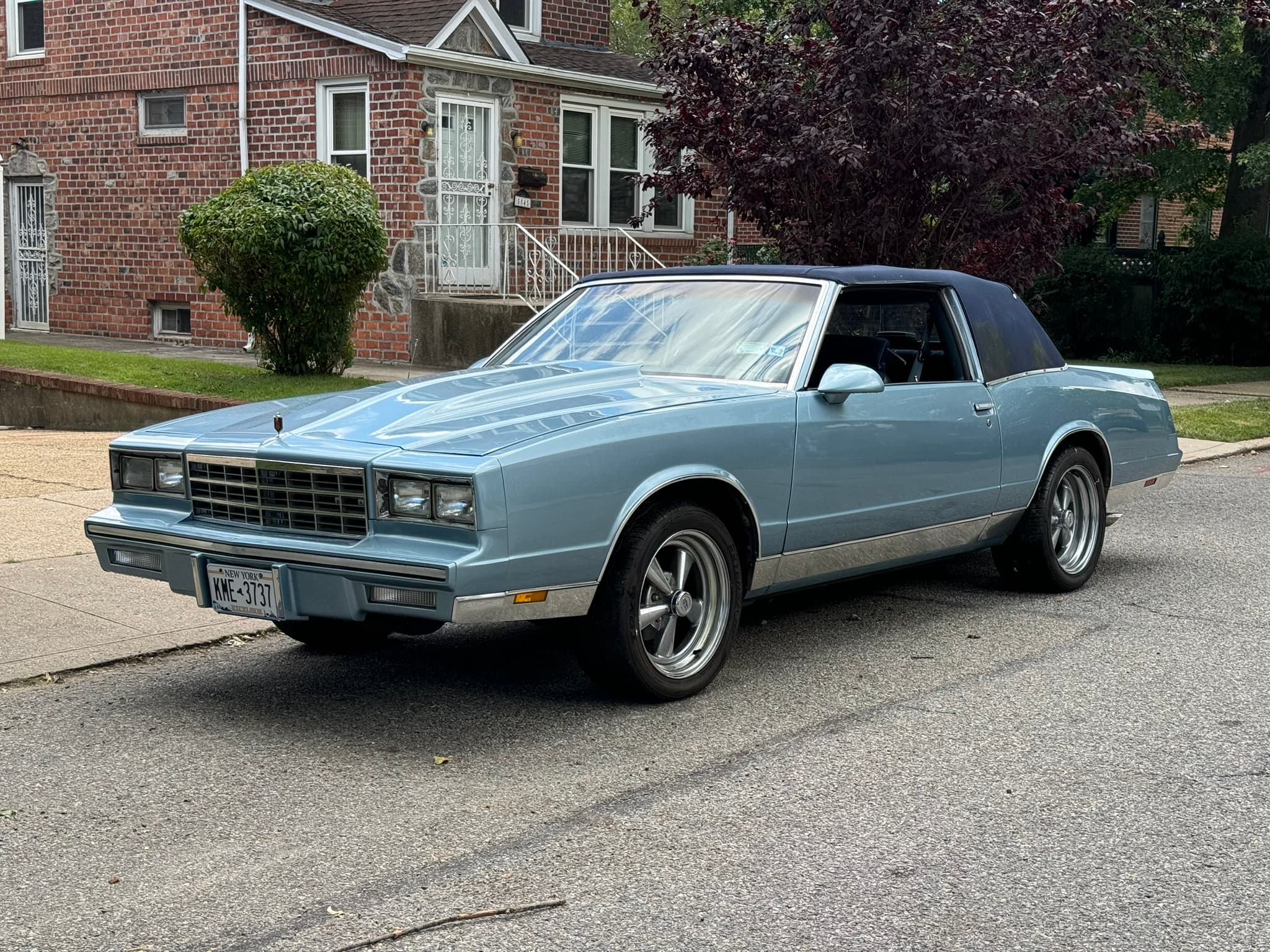 1986 Chevrolet Monte Carlo sold for $5,250