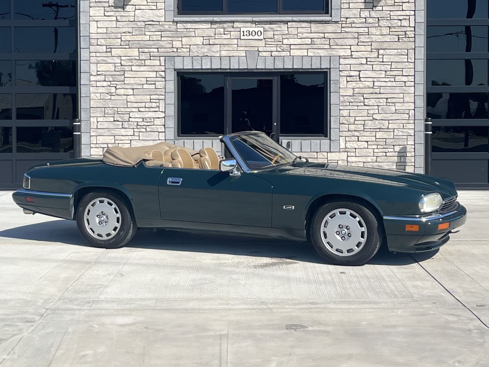 1996 Jaguar XJS sold for $6,550