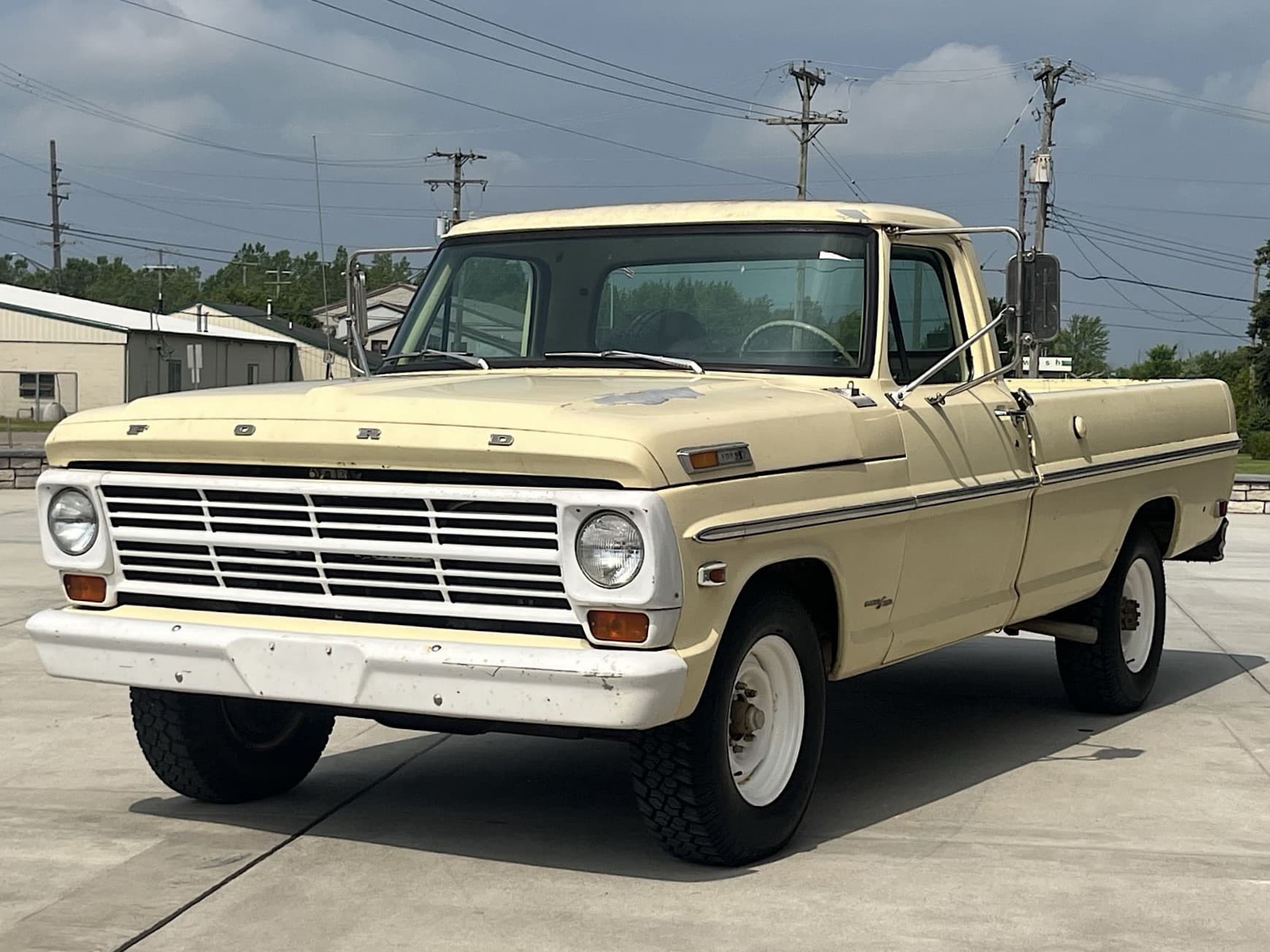 1968 Ford F-250 sold for $8,500