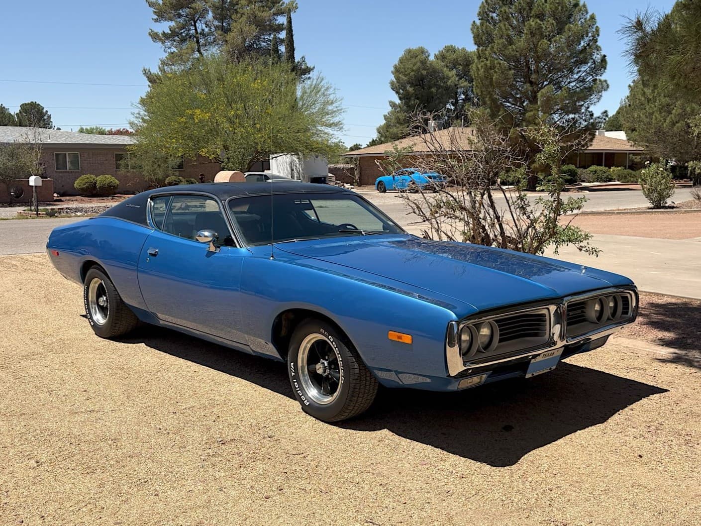 1972 Dodge Charger sold for $15,000