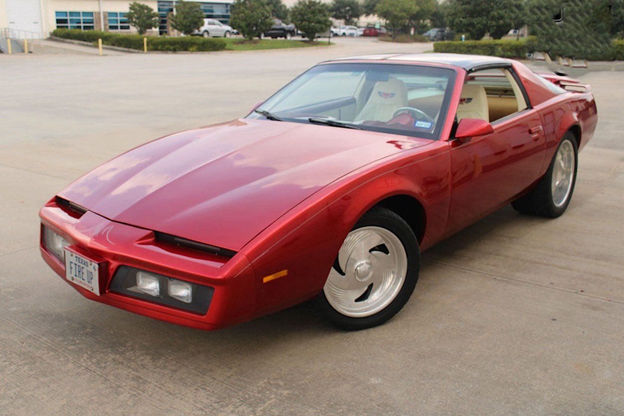 1983 Pontiac Firebird sold for $8,300