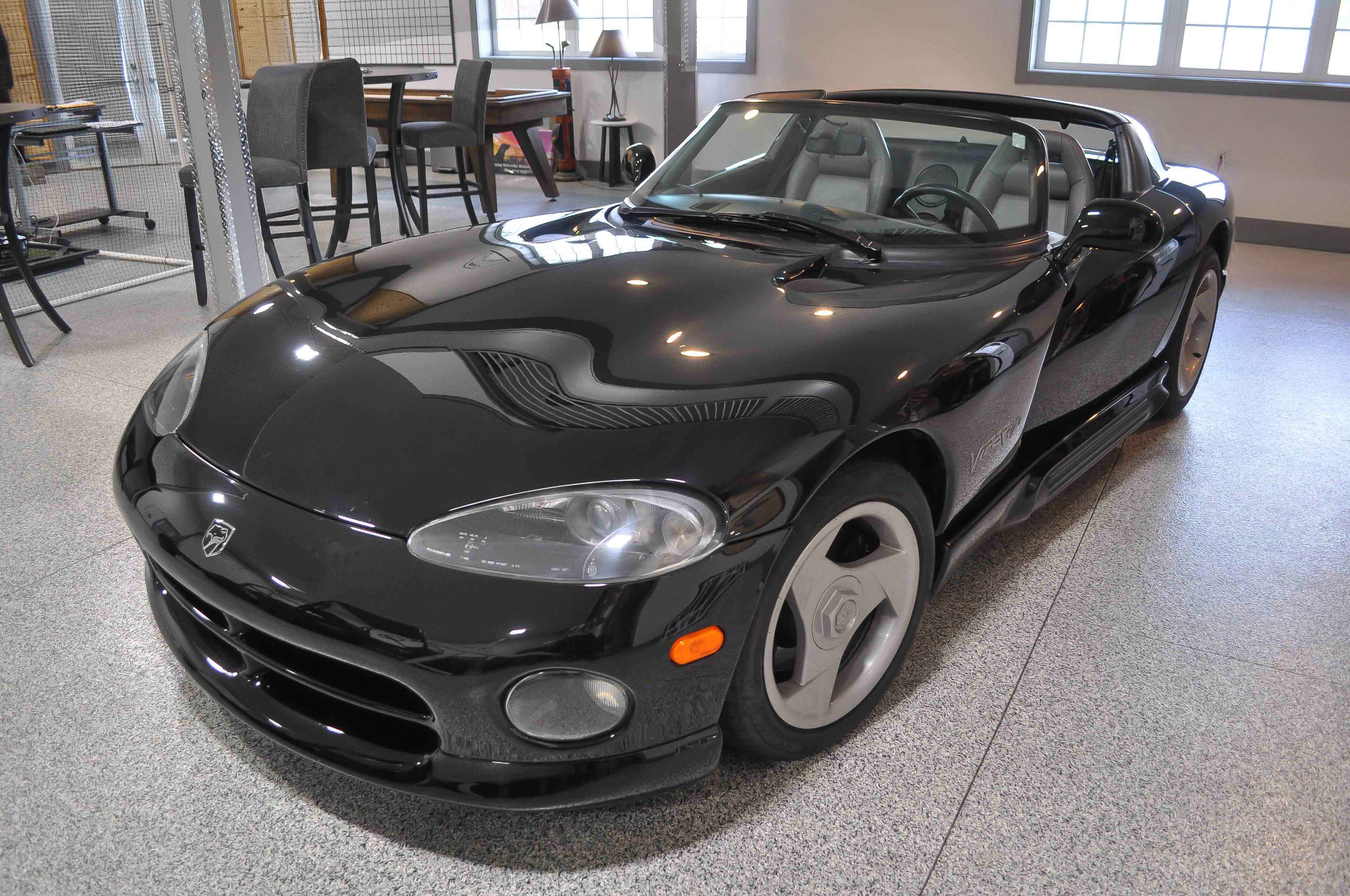 1994 Dodge Viper sold for $38,500
