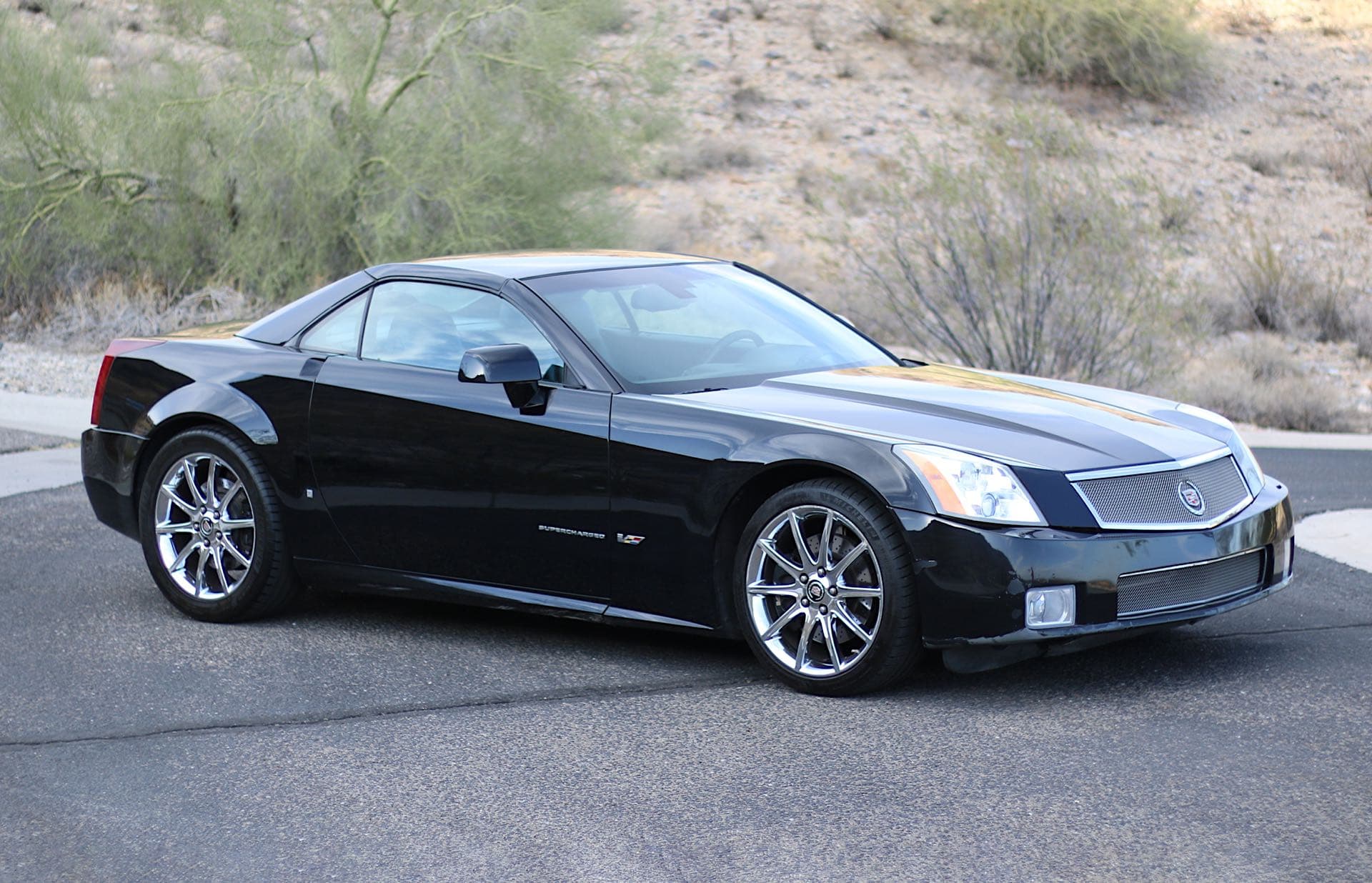 2008 Cadillac XLR-V sold for $23,300