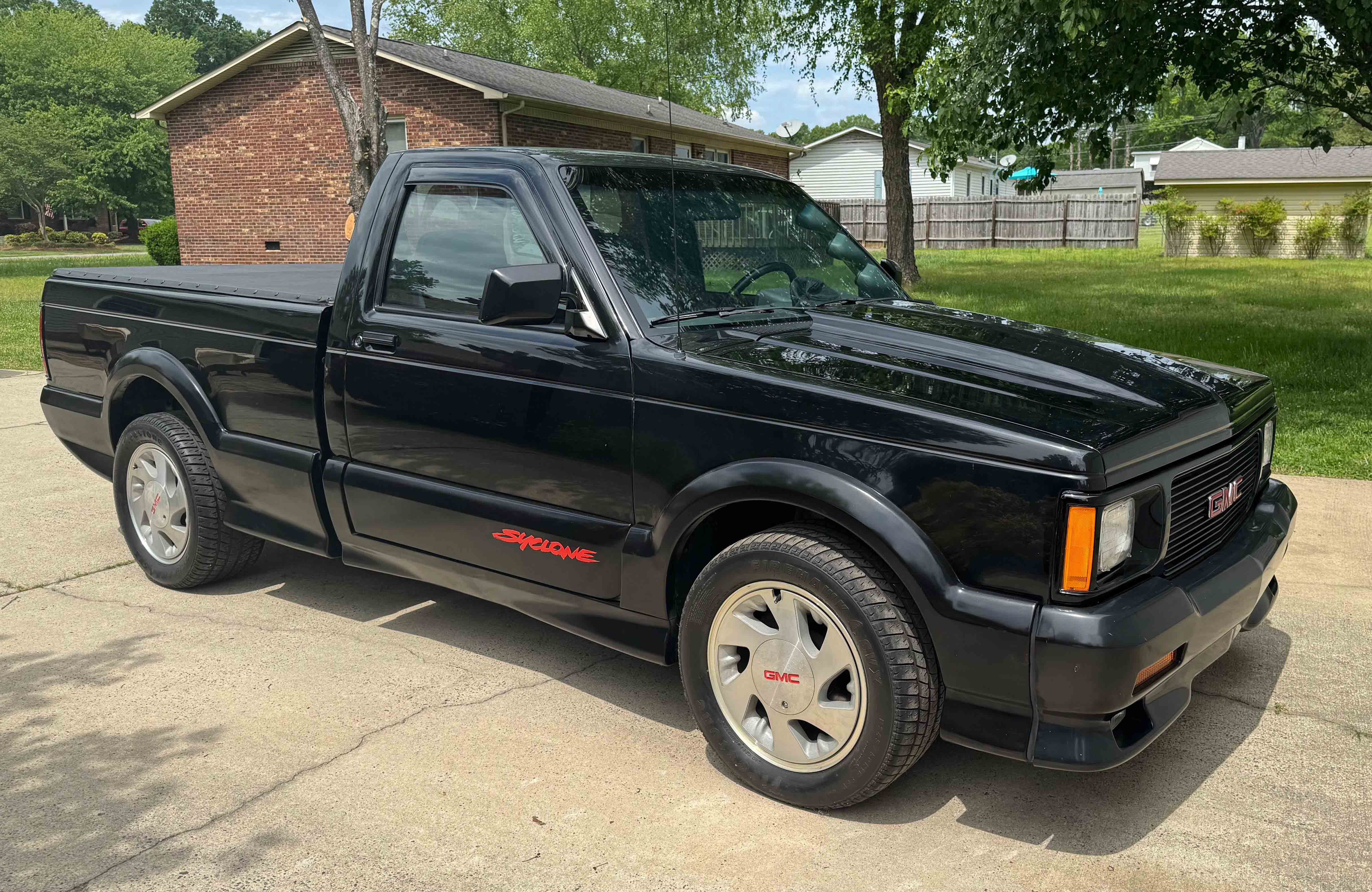 1991 GMC Syclone sold for $35,500