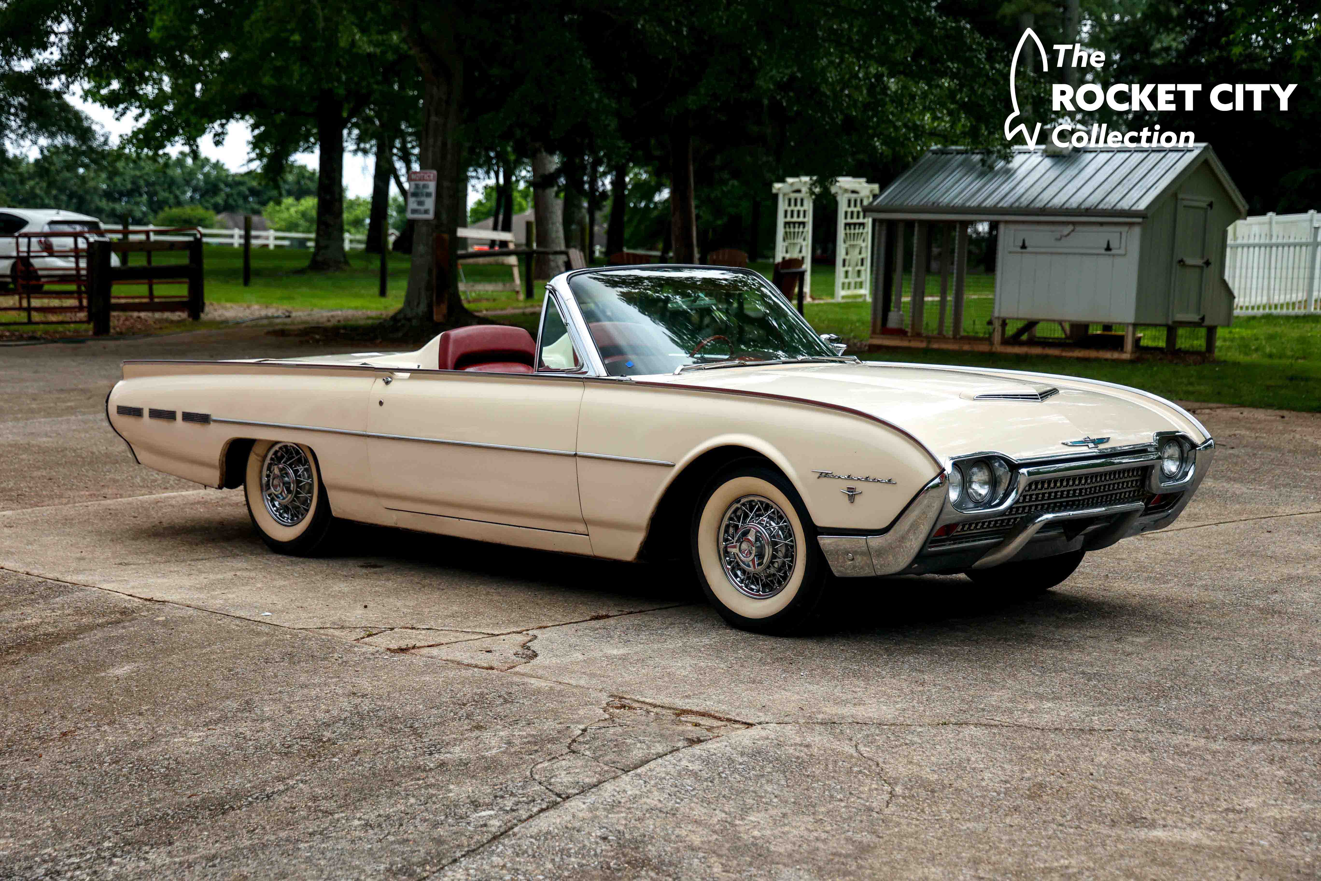 1962 Ford Thunderbird sold for $12,750