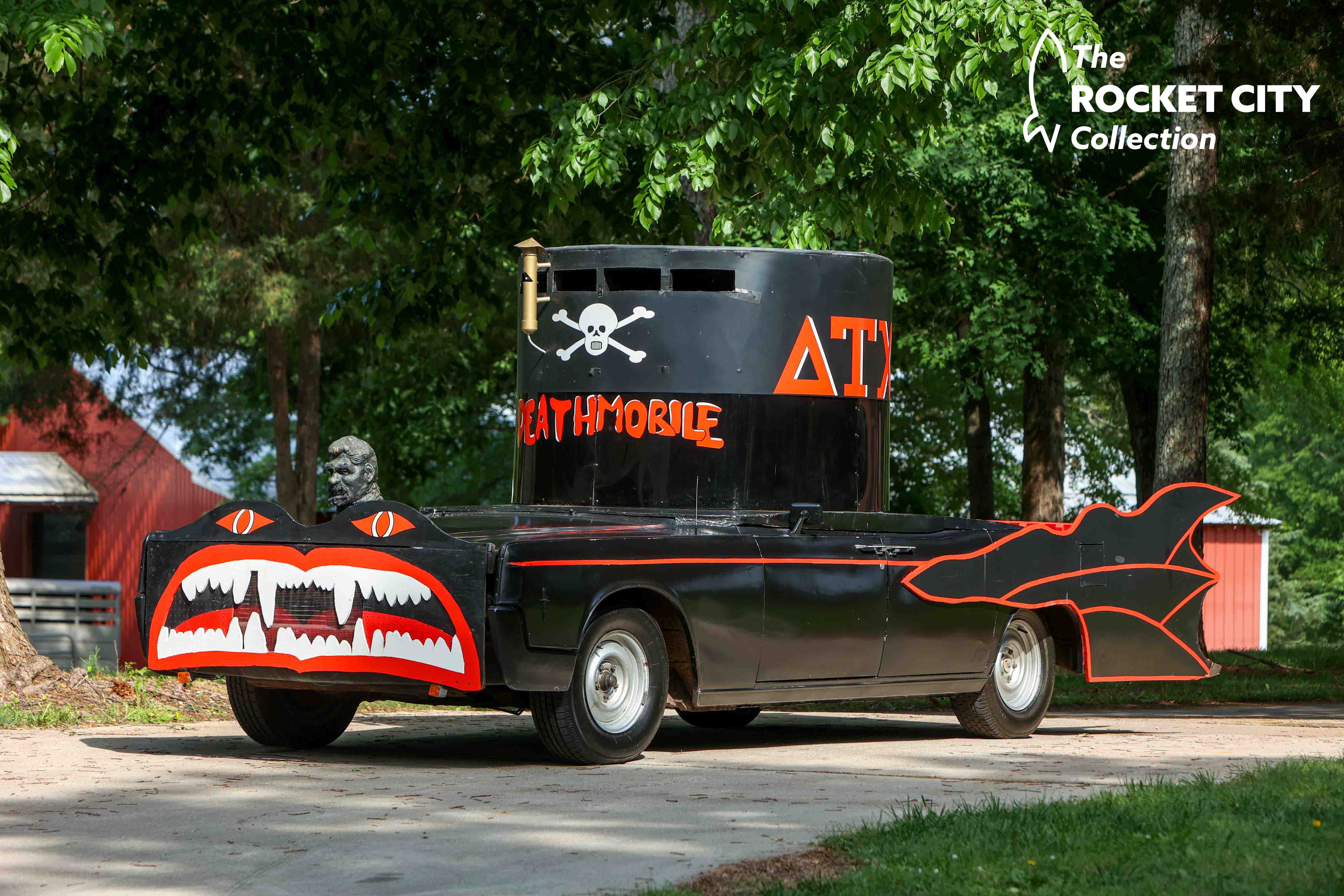 1966 Lincoln Continental sold for $26,000