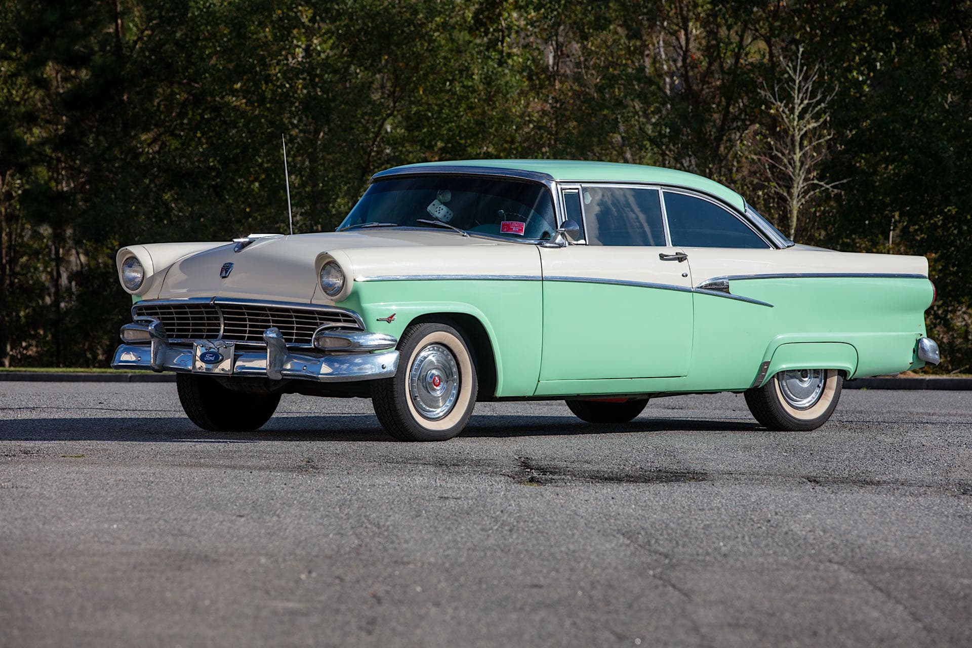 1956 Ford Customline sold for $11,500