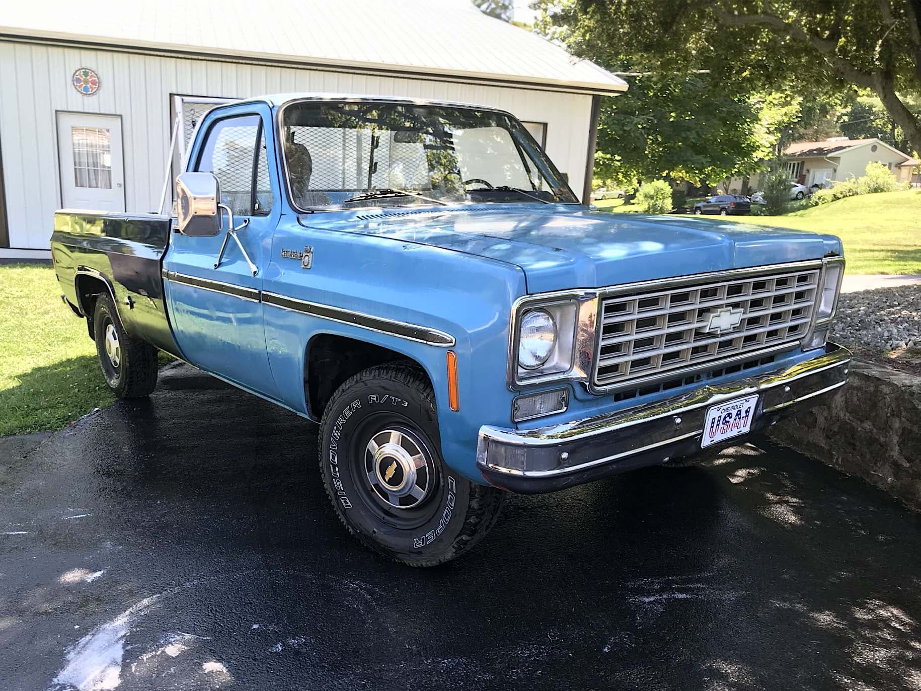 1976 Chevrolet C20 sold for $6,600