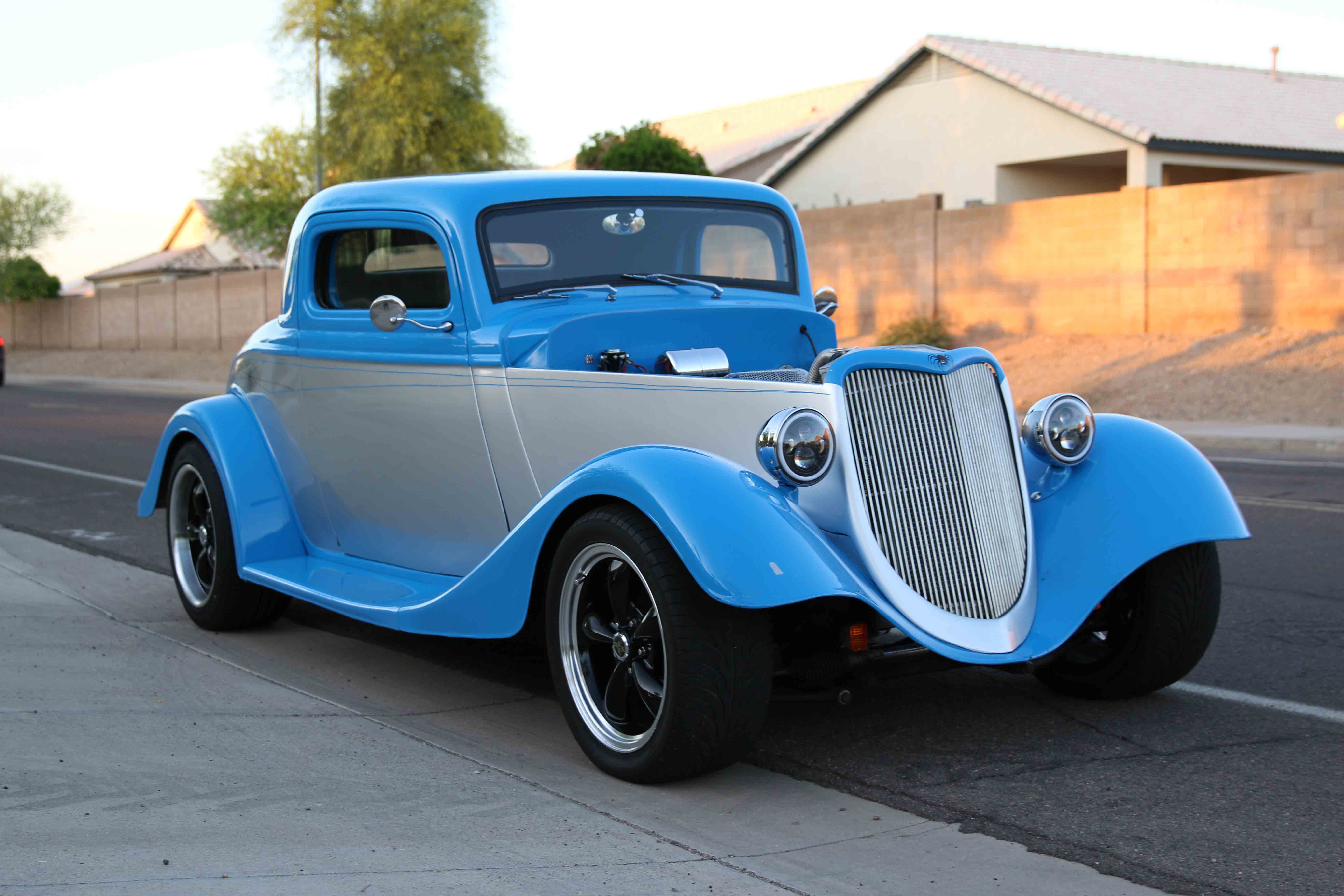 1934 Ford Model 40 sold for $18,500