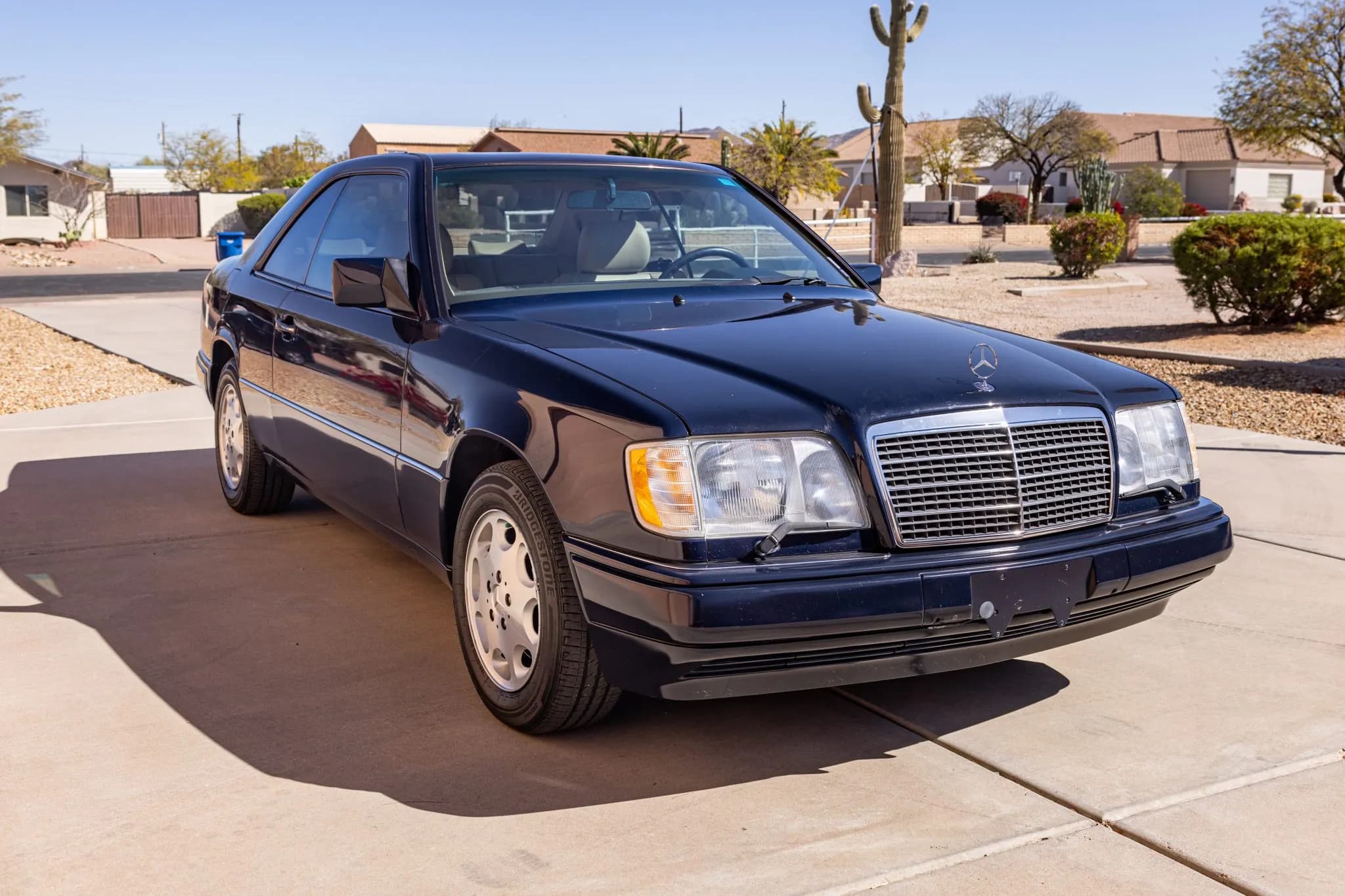 1995 Mercedes-Benz E320 sold for $18,008