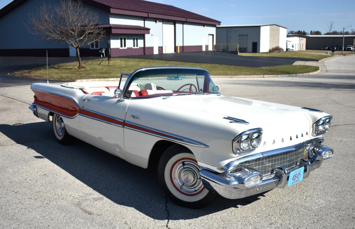 1958 Pontiac Chieftain sold for $38,000