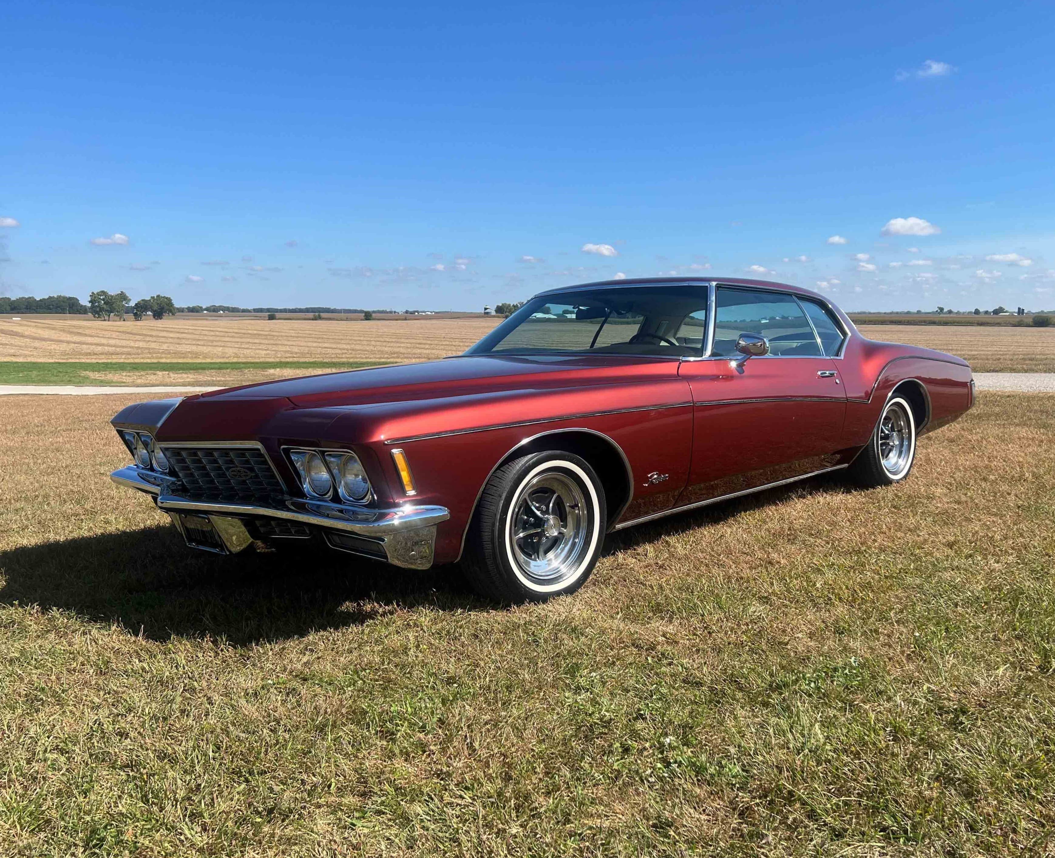 1972 Buick Riviera sold for $7,500