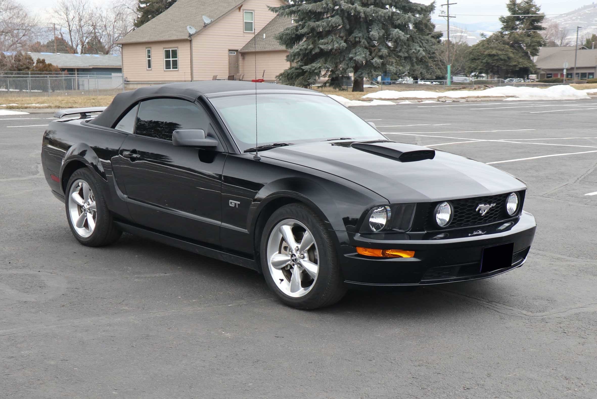 2008 Ford Mustang sold for $16,500