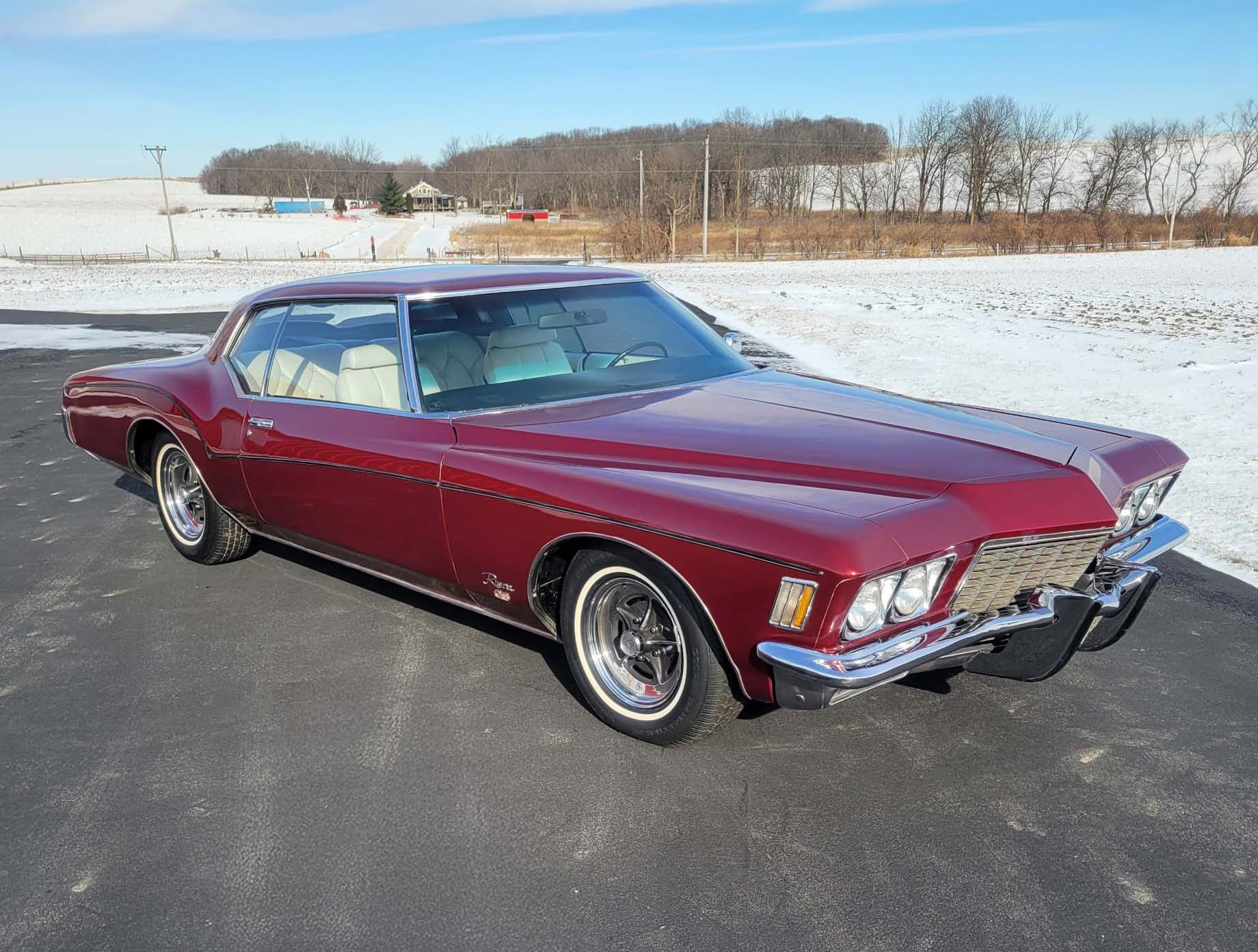 1972 Buick Riviera sold for $32,000