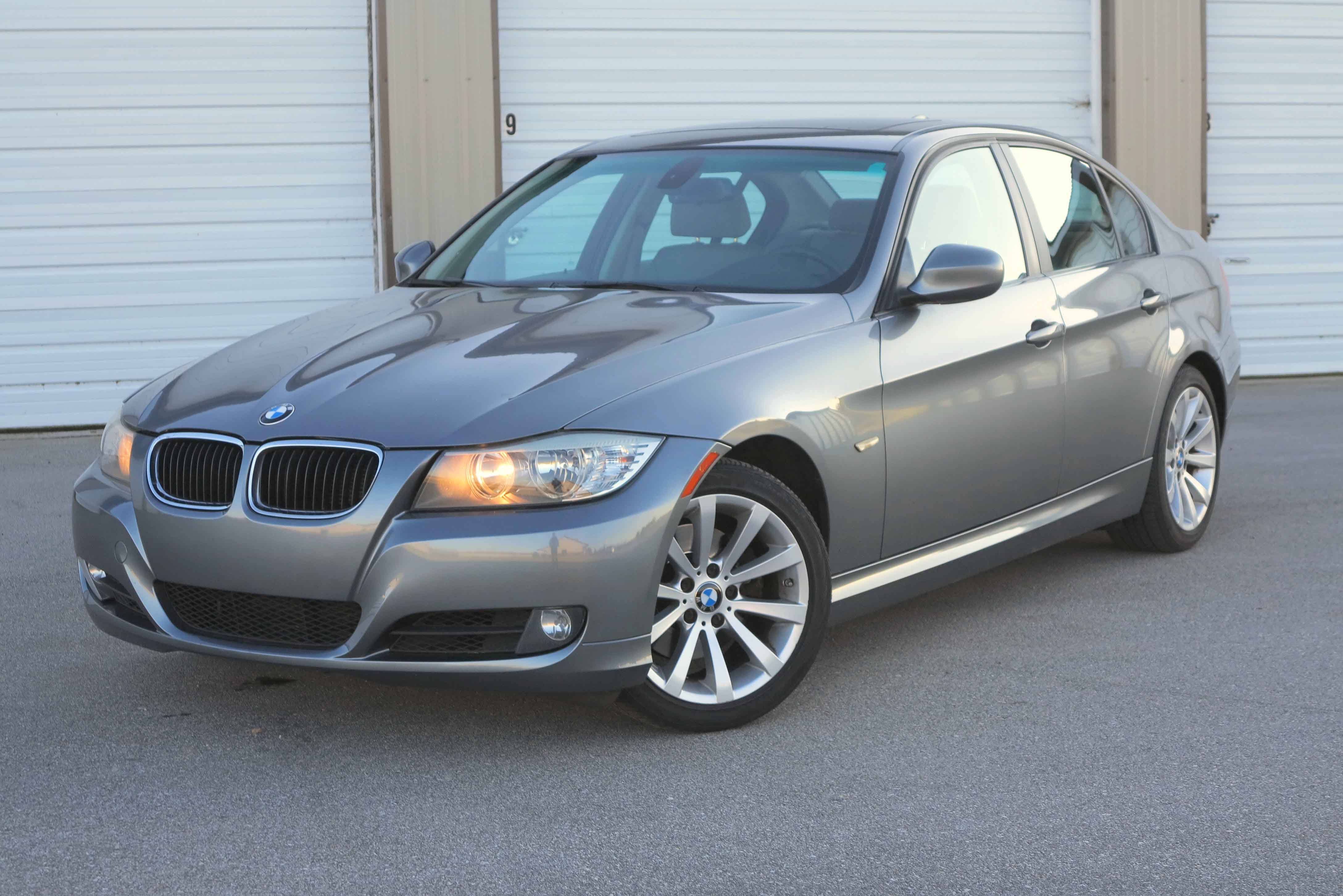2011 BMW 328i sold for $4,601